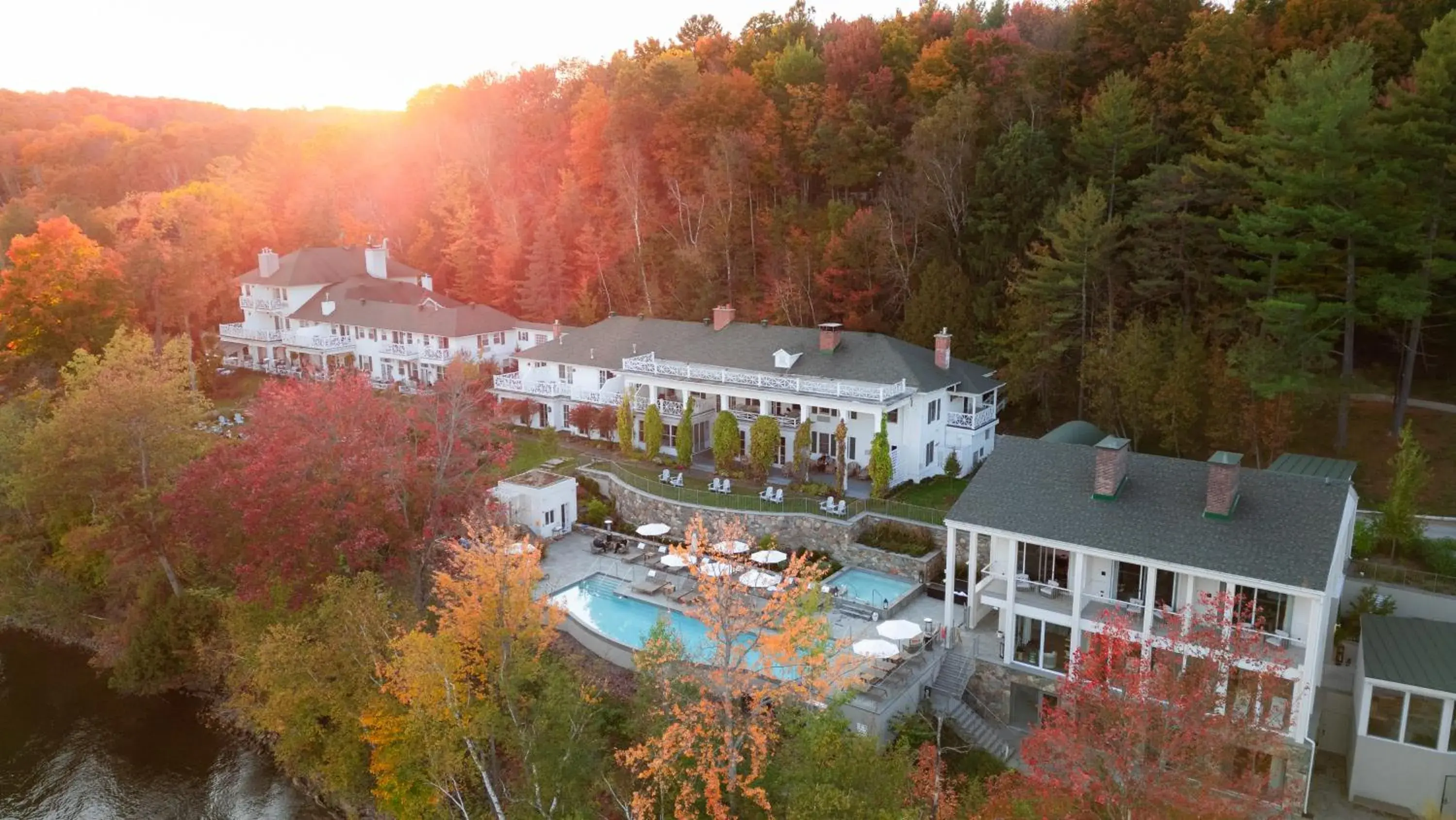 Property building in Manoir Hovey, Relais & Châteaux Property building in Manoir Hovey, Relais & Châteaux