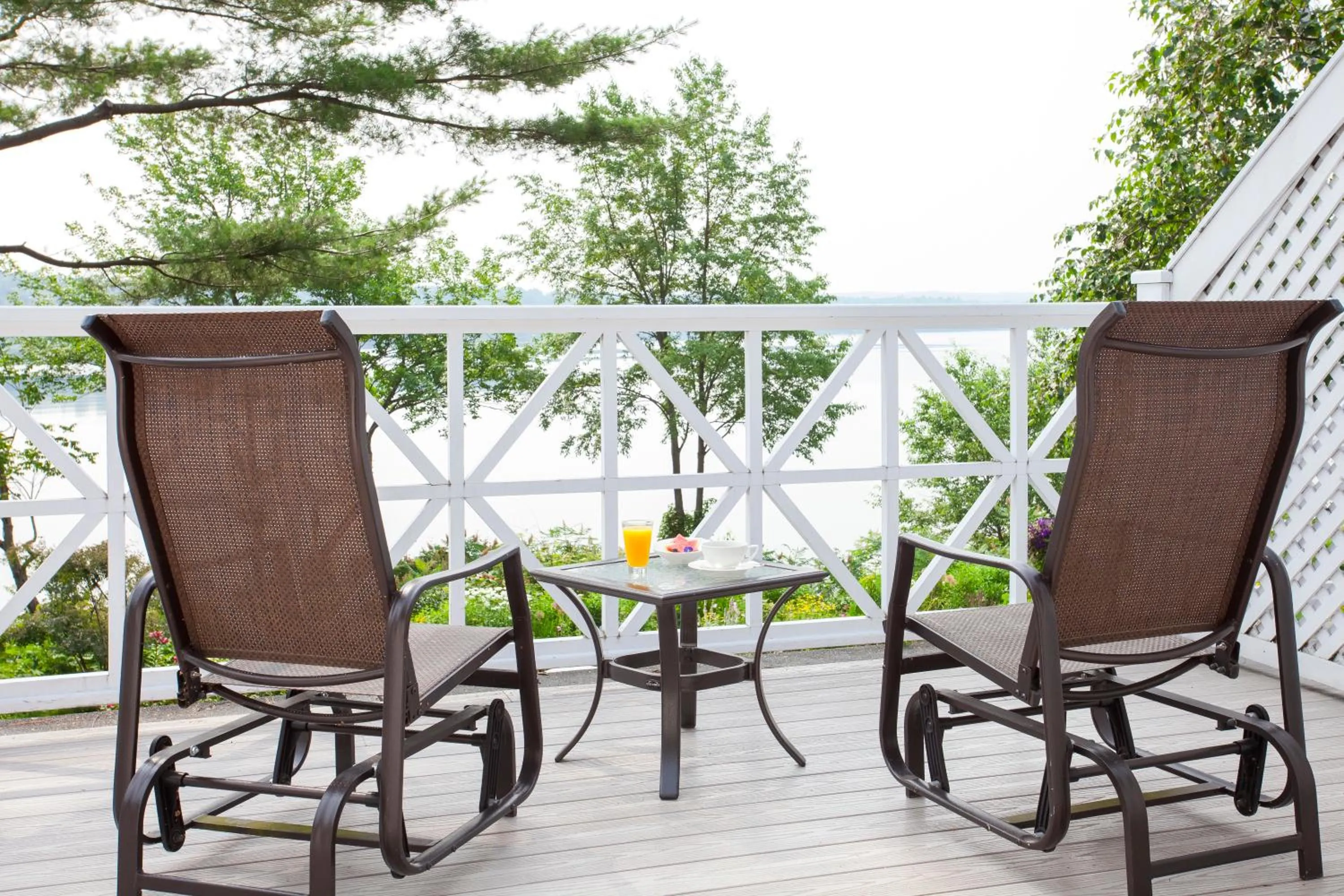 Balcony/Terrace in Manoir Hovey, Relais & Châteaux