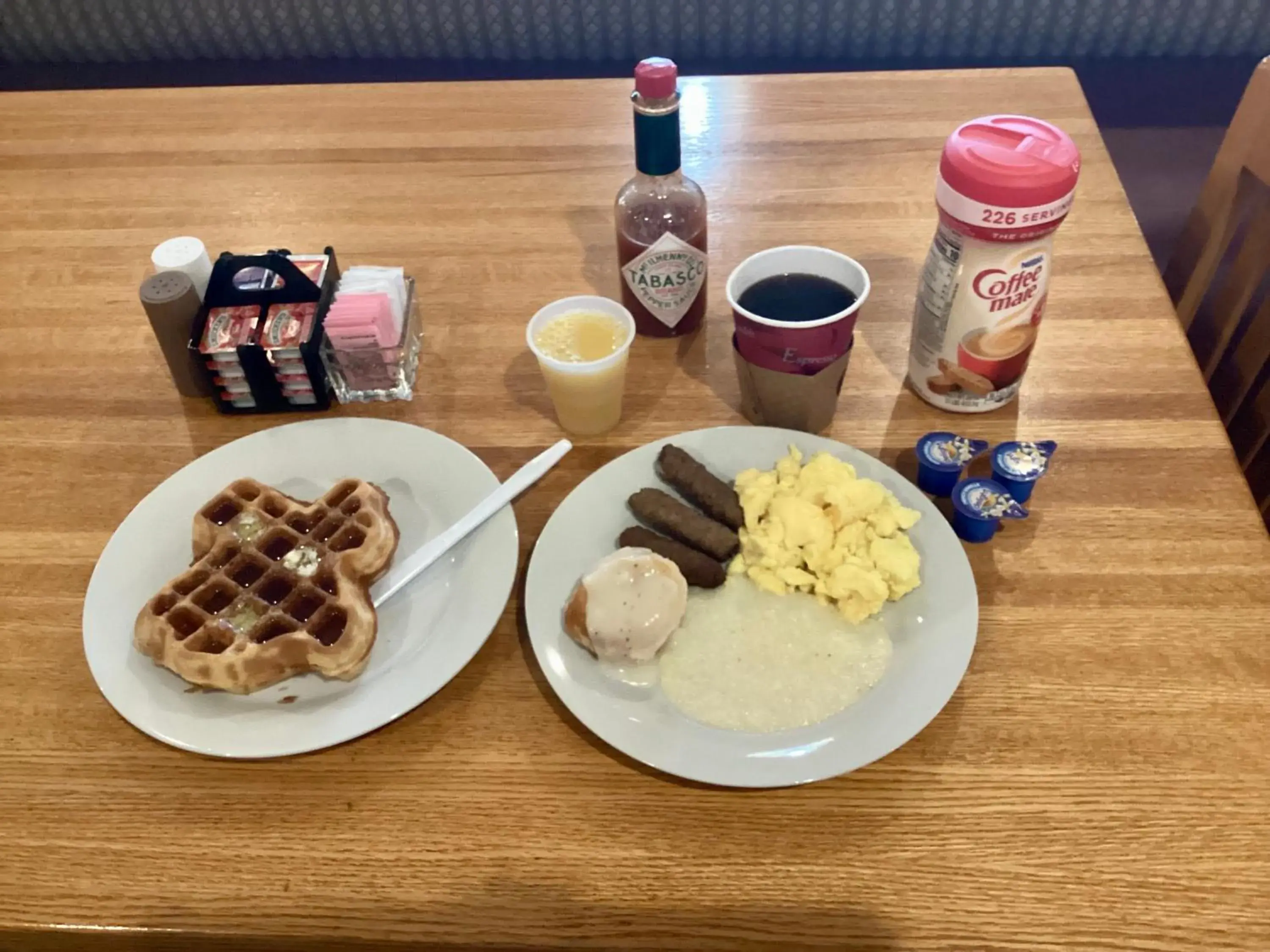 Dining area in GreenTree Hotel & Extended Stay I-10 FWY Houston, Channelview, Baytown Dining area in GreenTree Hotel & Extended Stay I-10 FWY Houston, Channelview, Baytown