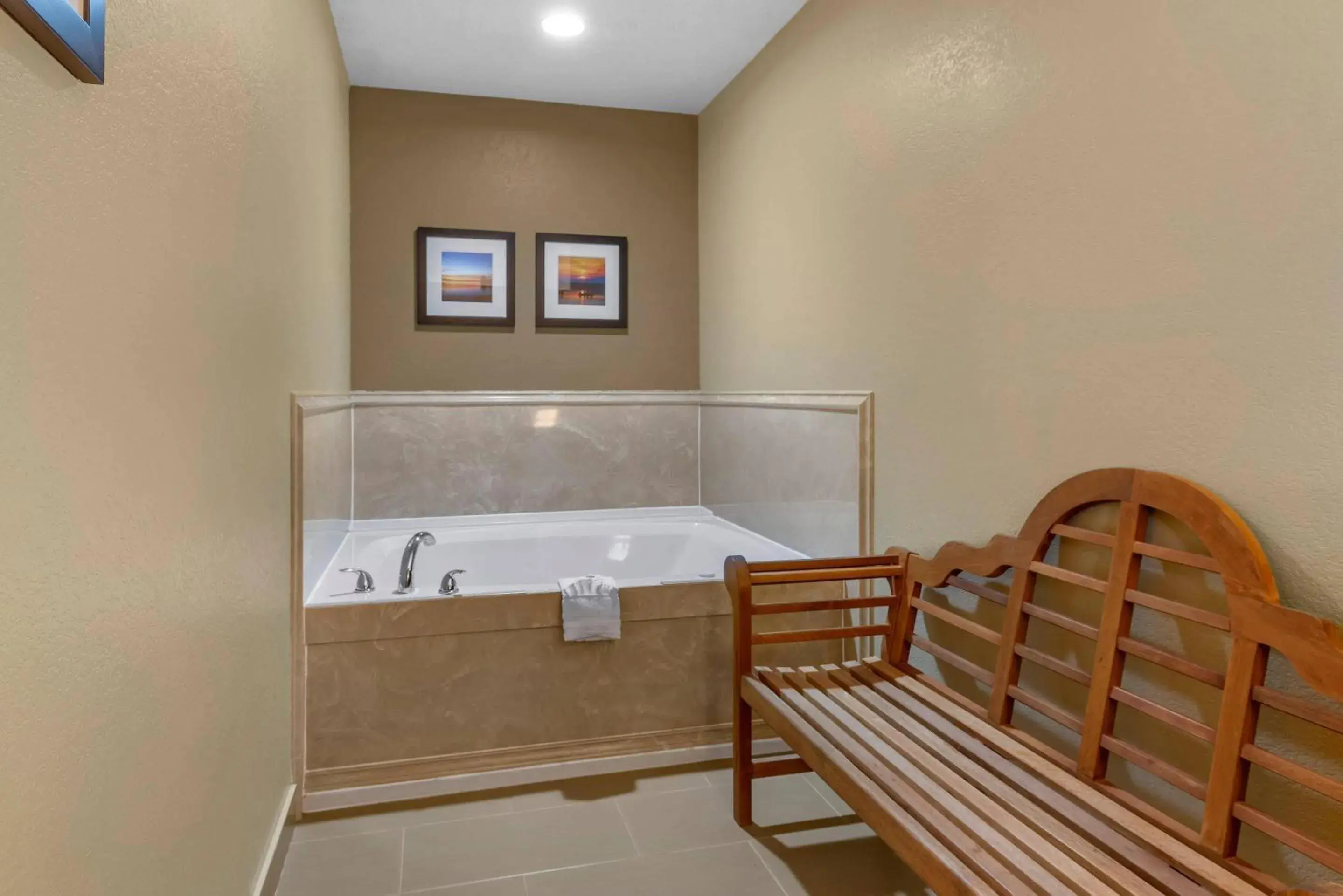 Bedroom in Comfort Inn & Suites Bryant - Benton Bedroom in Comfort Inn & Suites Bryant - Benton