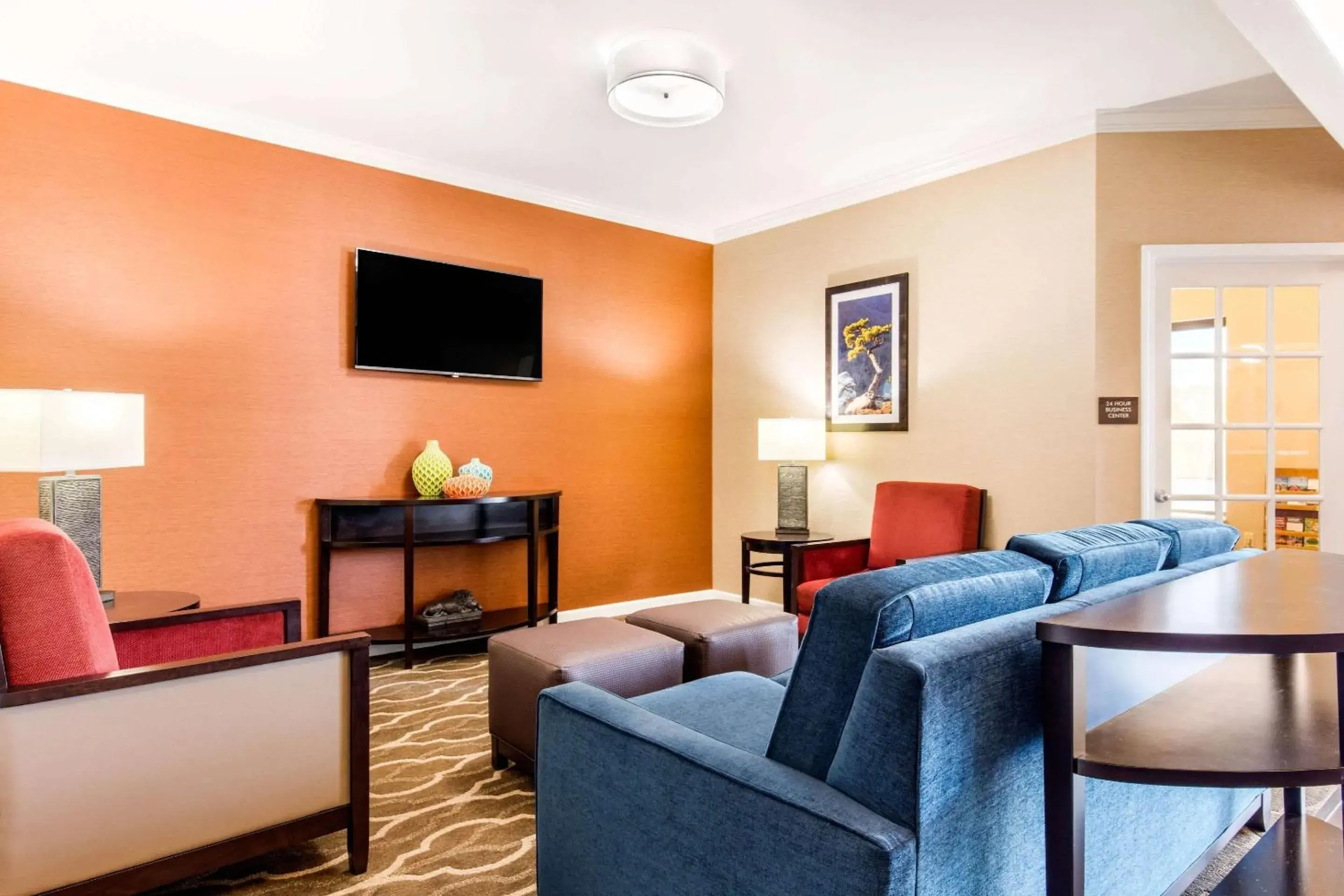 Lobby or reception in Comfort Inn & Suites Bryant - Benton Lobby or reception in Comfort Inn & Suites Bryant - Benton