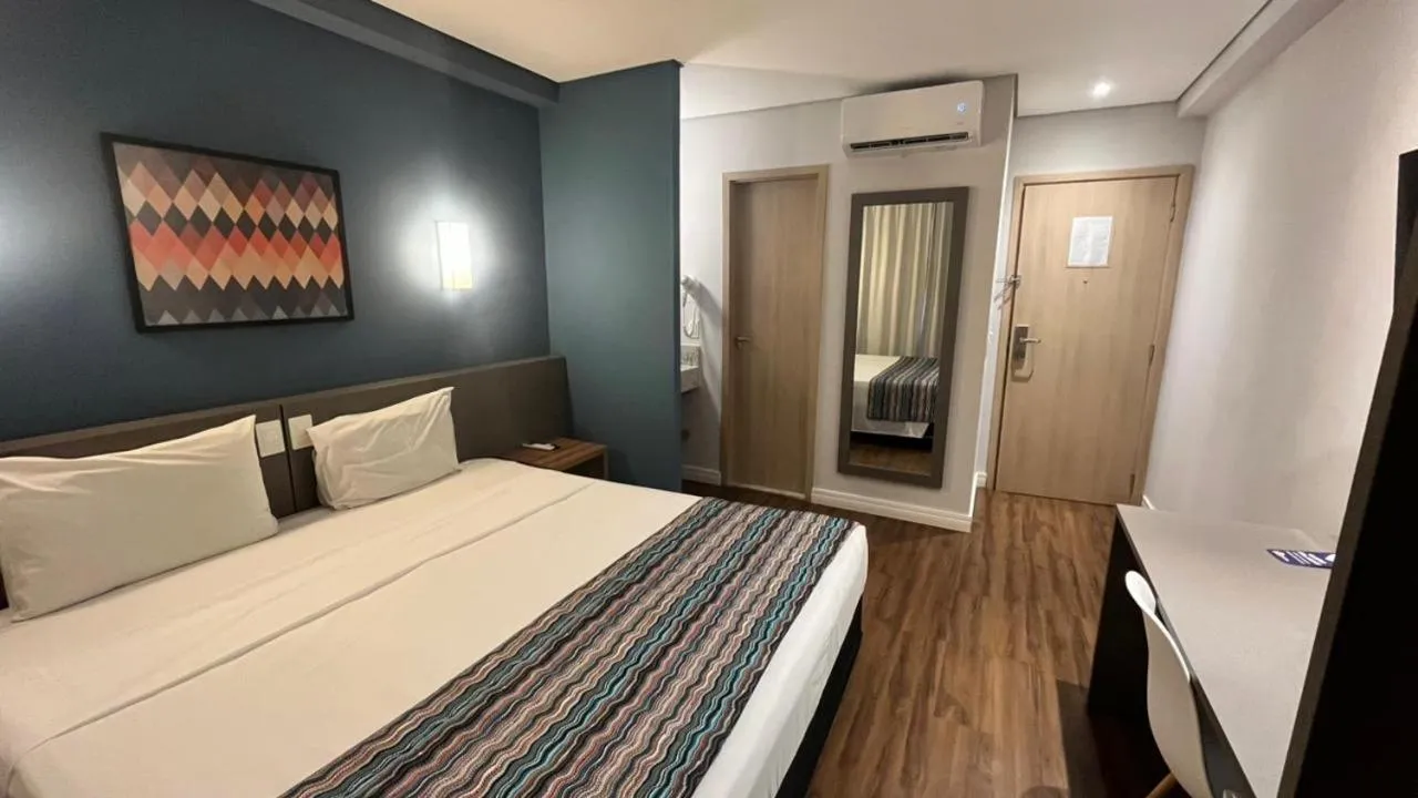 Bed in Maringá Airport Hotel