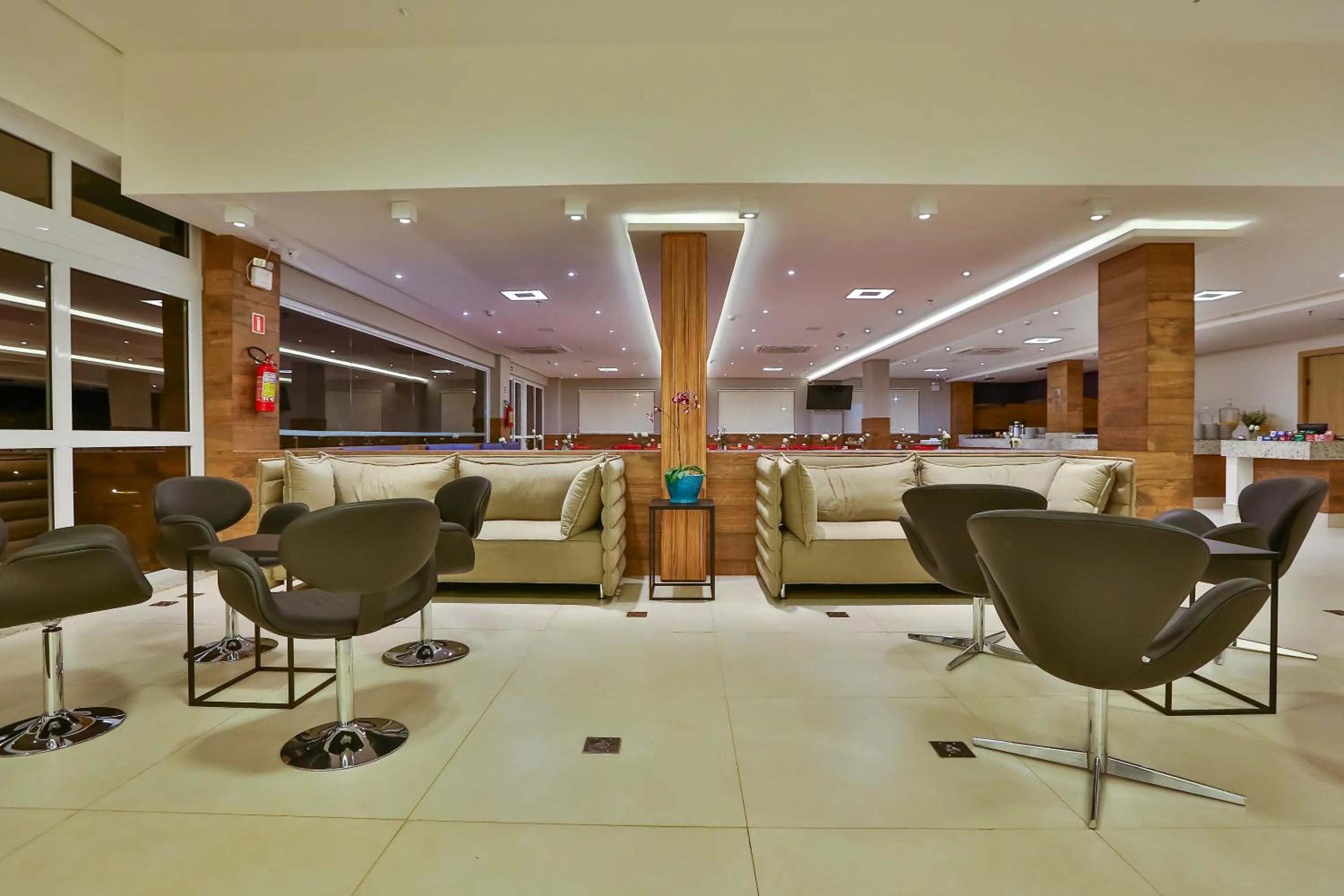 Lobby or reception in Maringá Airport Hotel