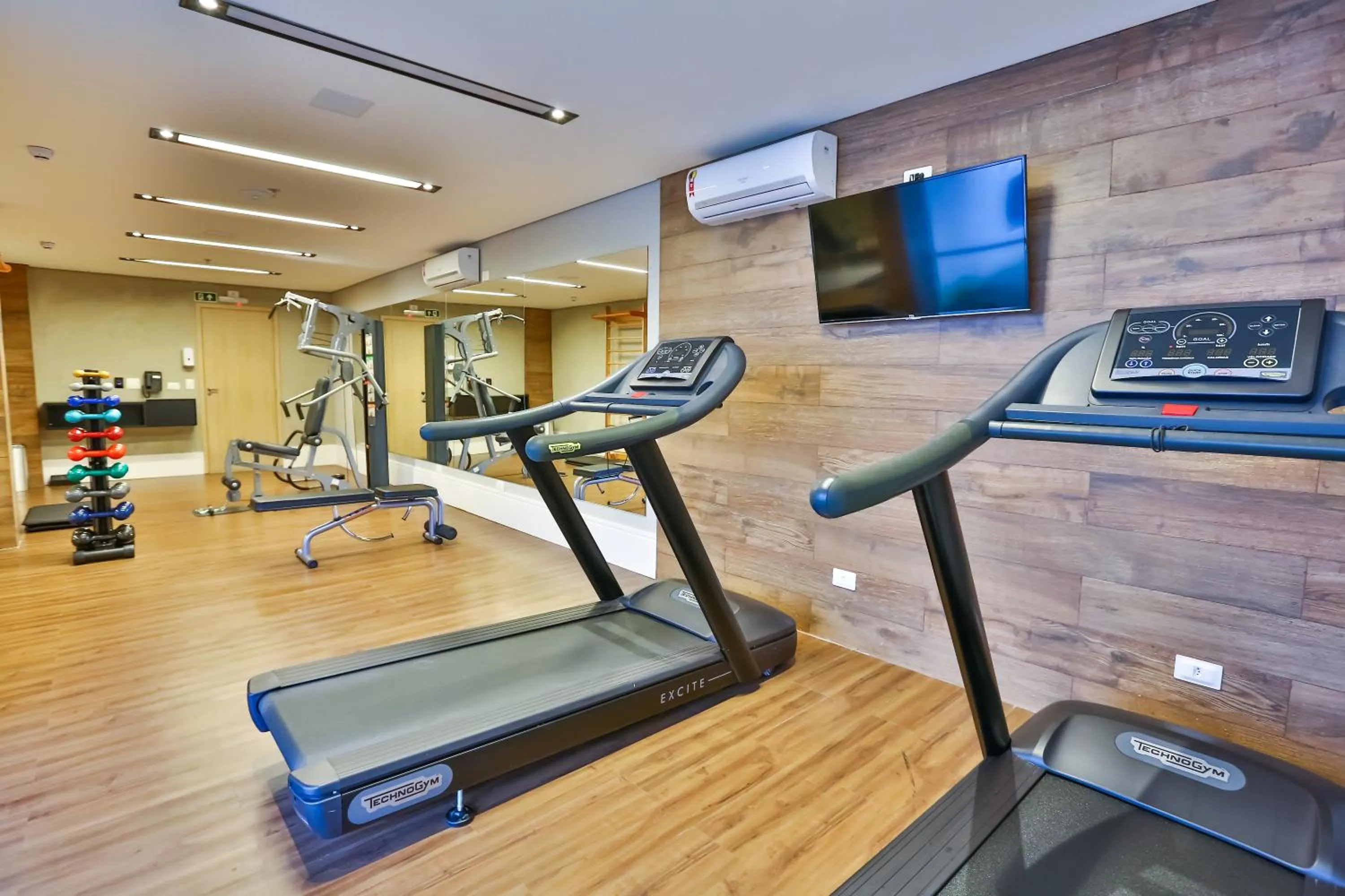 Fitness centre/facilities in Maringá Airport Hotel