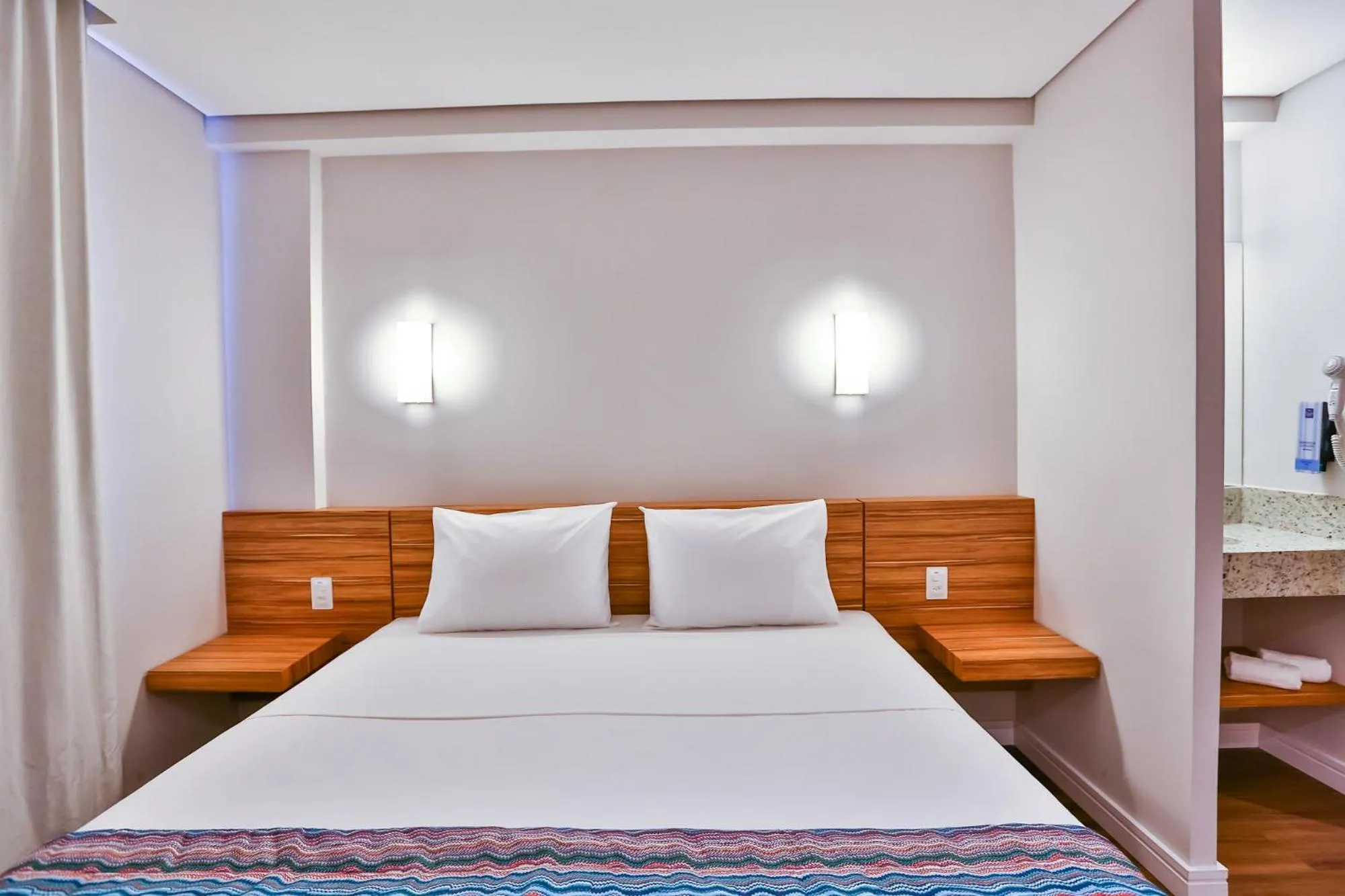 Bed in Maringá Airport Hotel