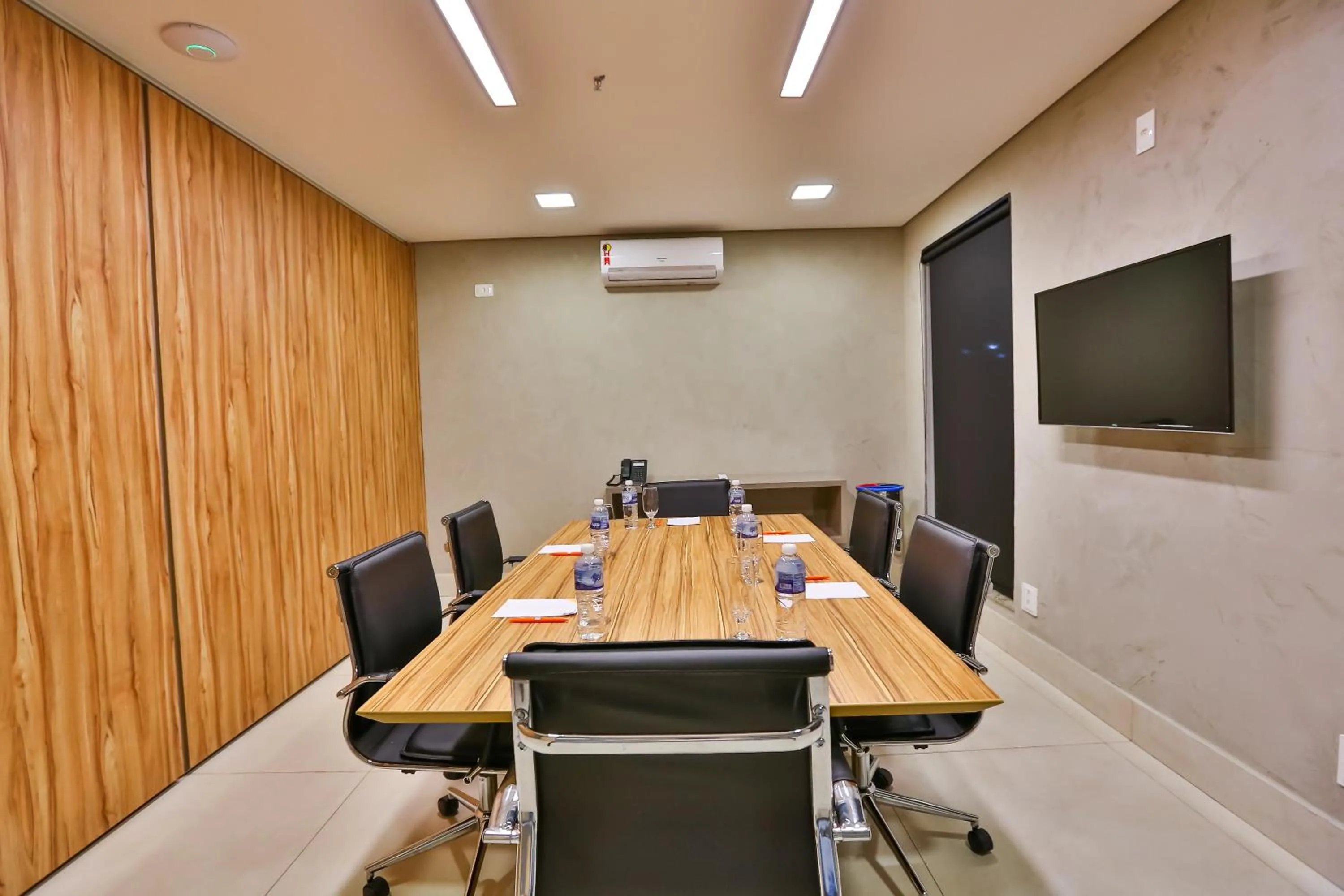 Business facilities in Maringá Airport Hotel