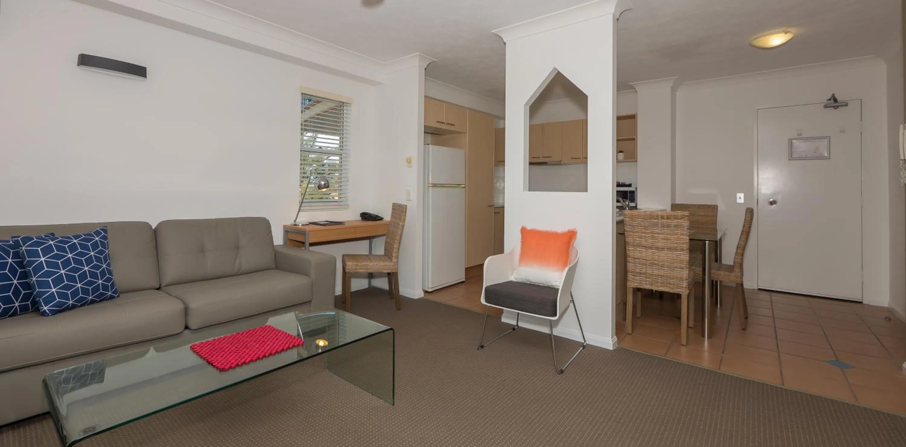 Dining area in San Mateo On Broadbeach