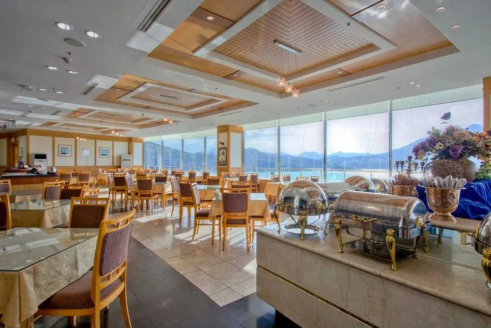 Restaurant/places to eat in Cheongpung Resort