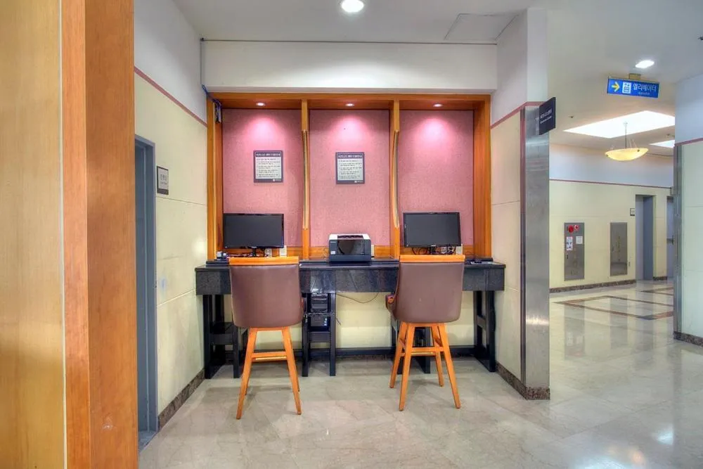 Business facilities in Cheongpung Resort