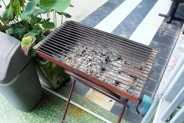 Baan AomSub