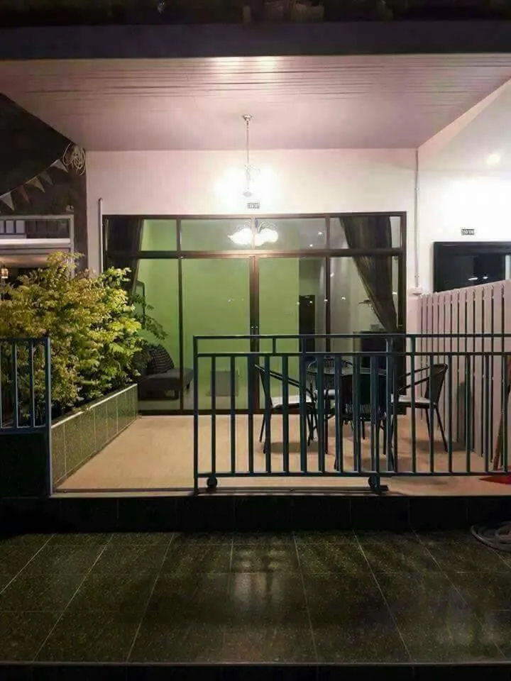 Baan AomSub