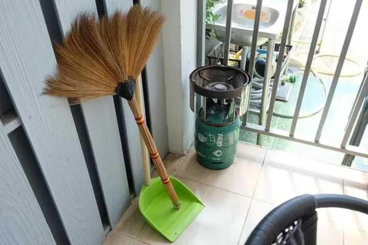 Baan AomSub