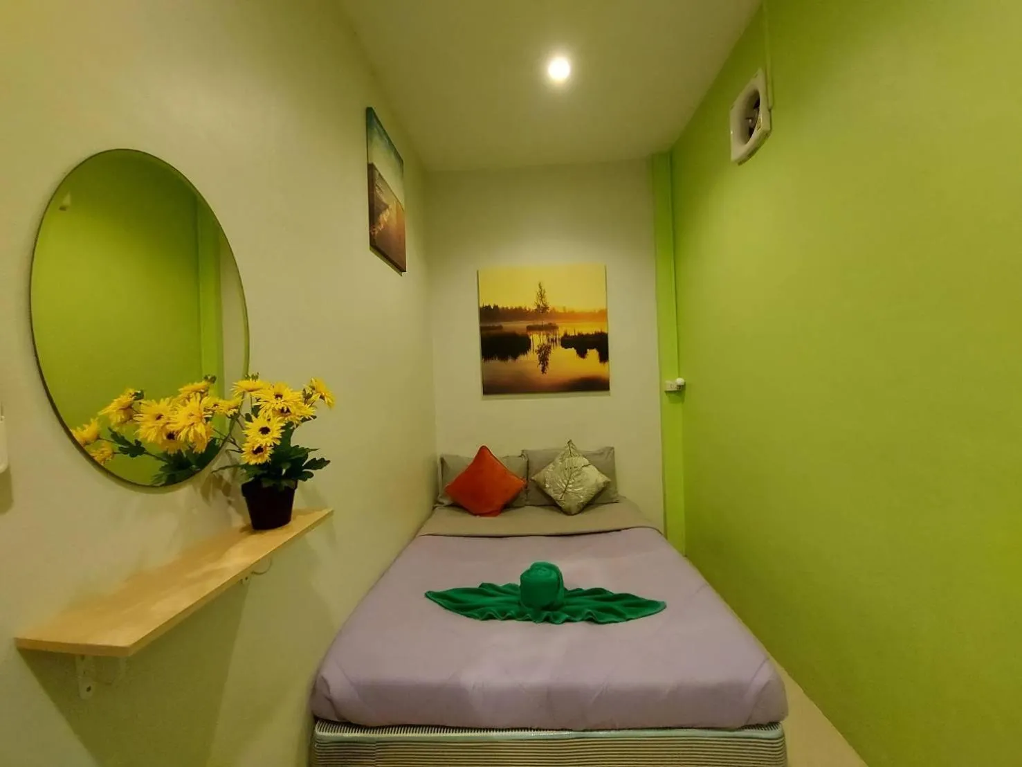 Bed in Baan AomSub