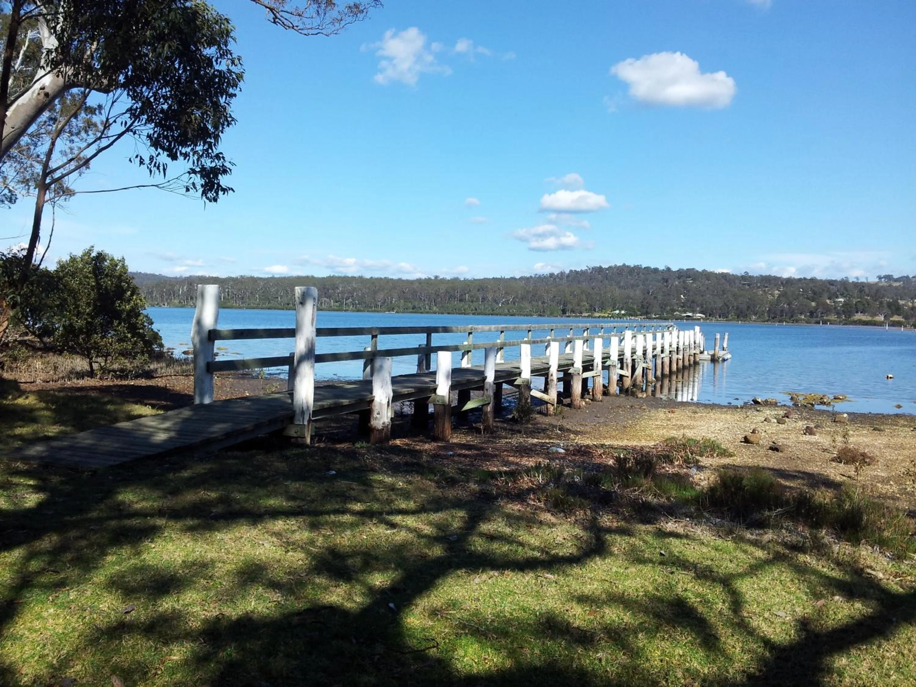 Day in Robyn's Nest Lakeside Resort