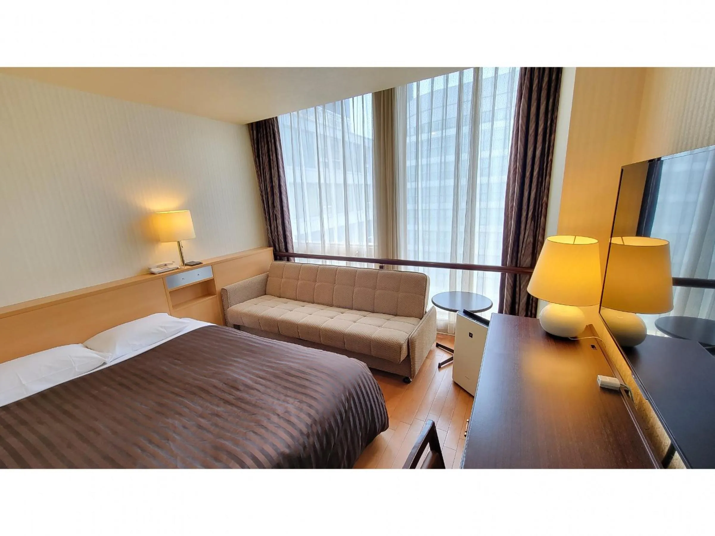 Bed in Hotel Osaka Castle