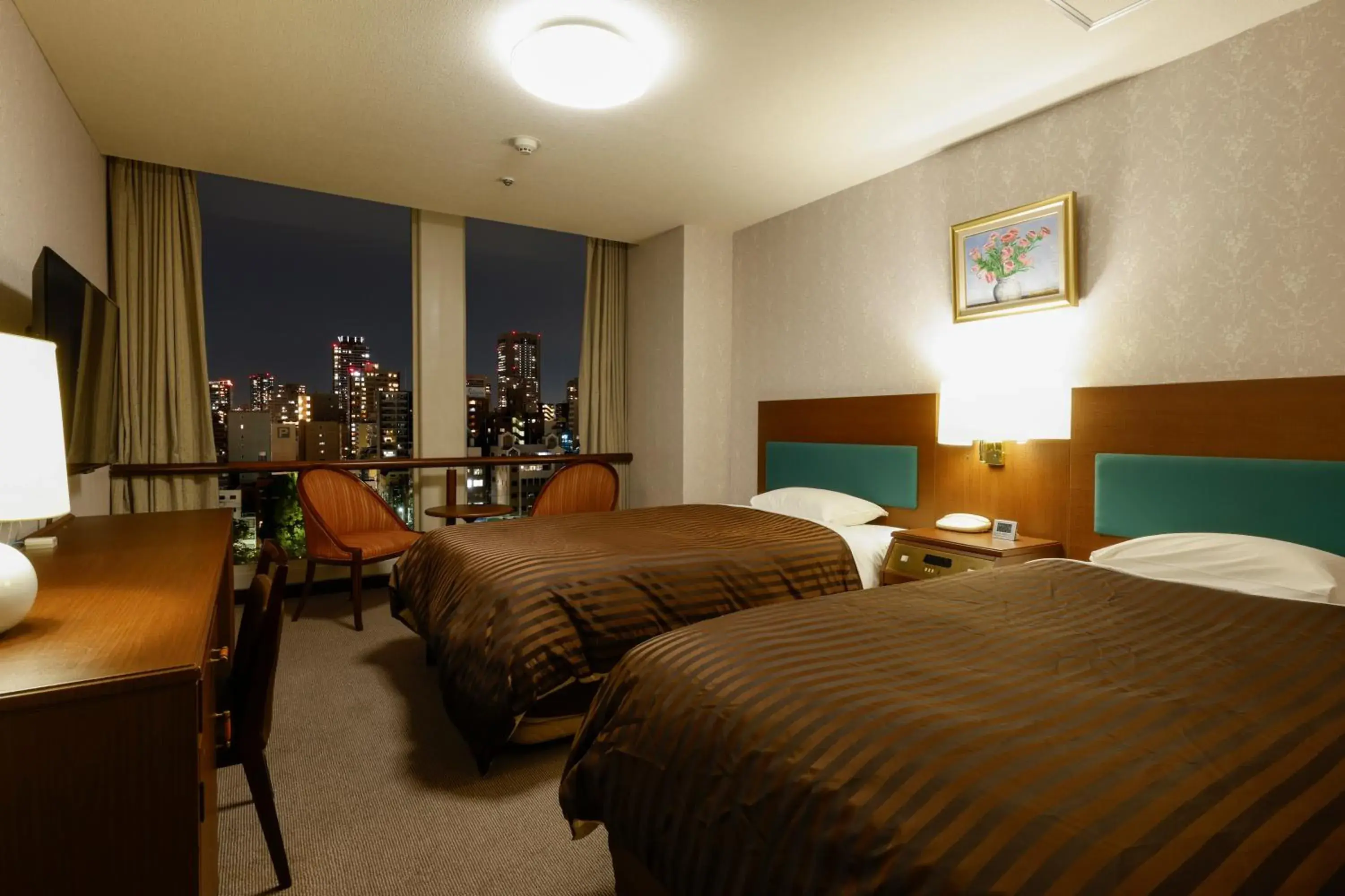 Photo of the whole room, Bed in Hotel Osaka Castle Photo of the whole room, Bed in Hotel Osaka Castle