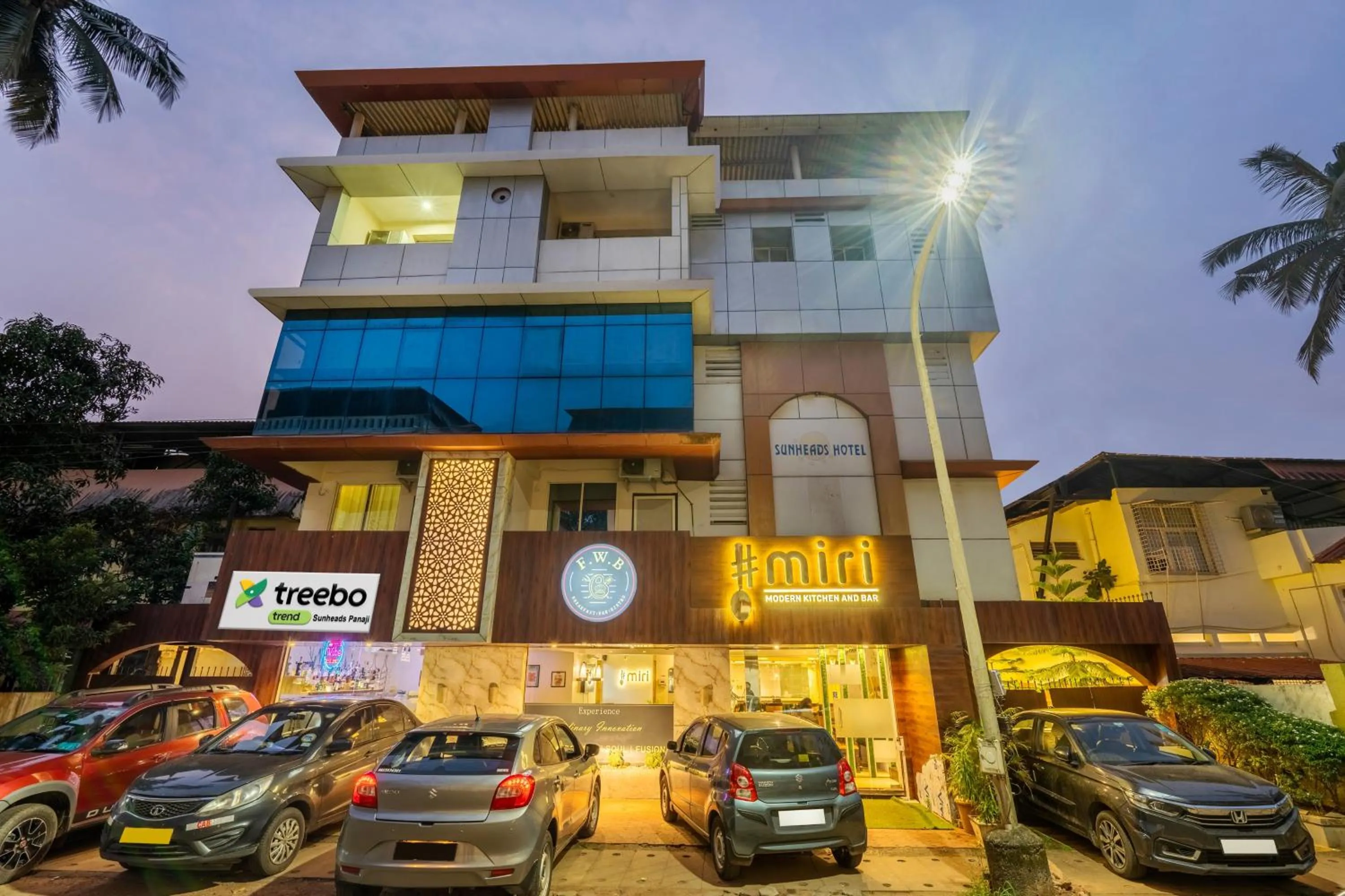 Facade/entrance in Treebo Sunheads