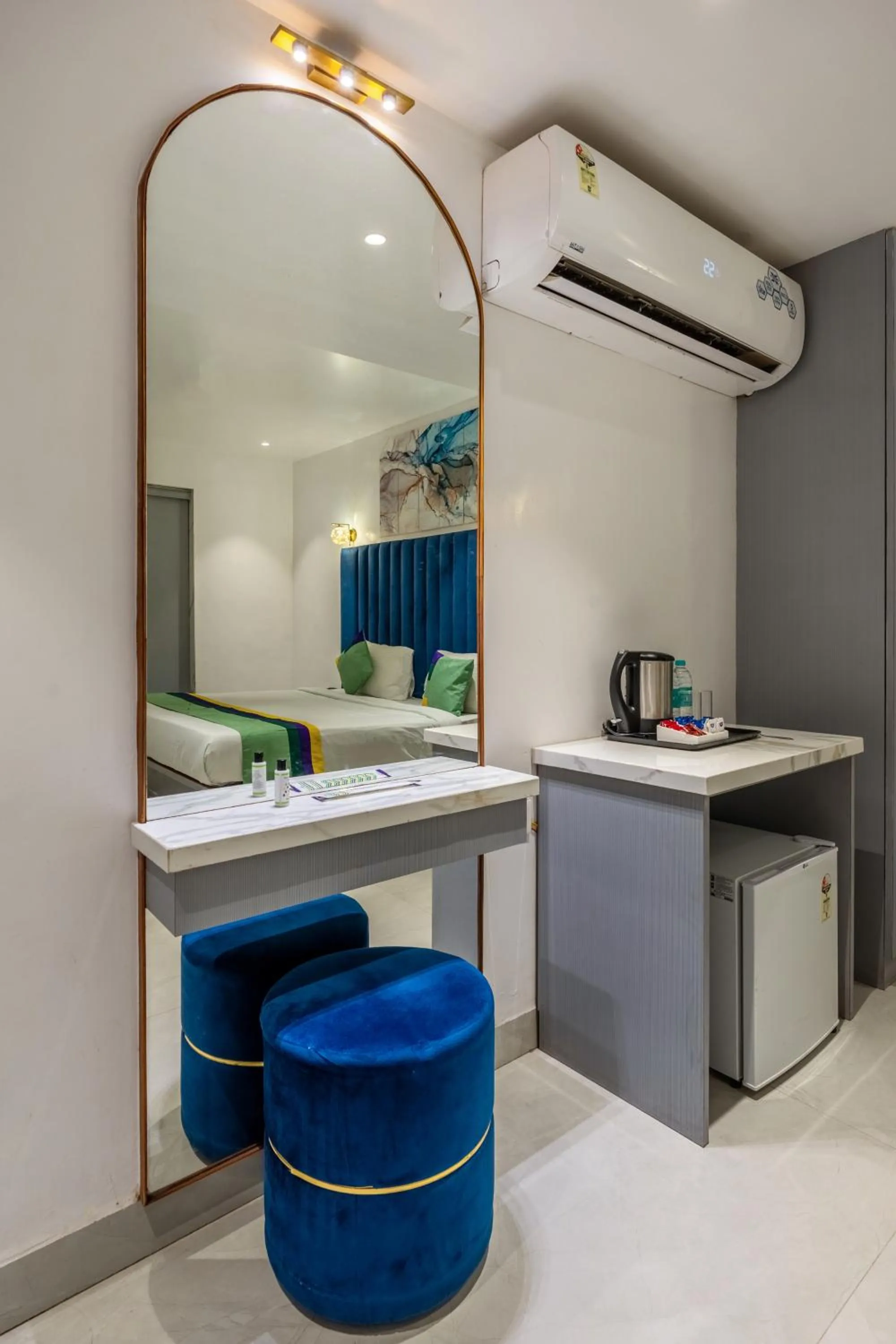 Bedroom in Treebo Sunheads