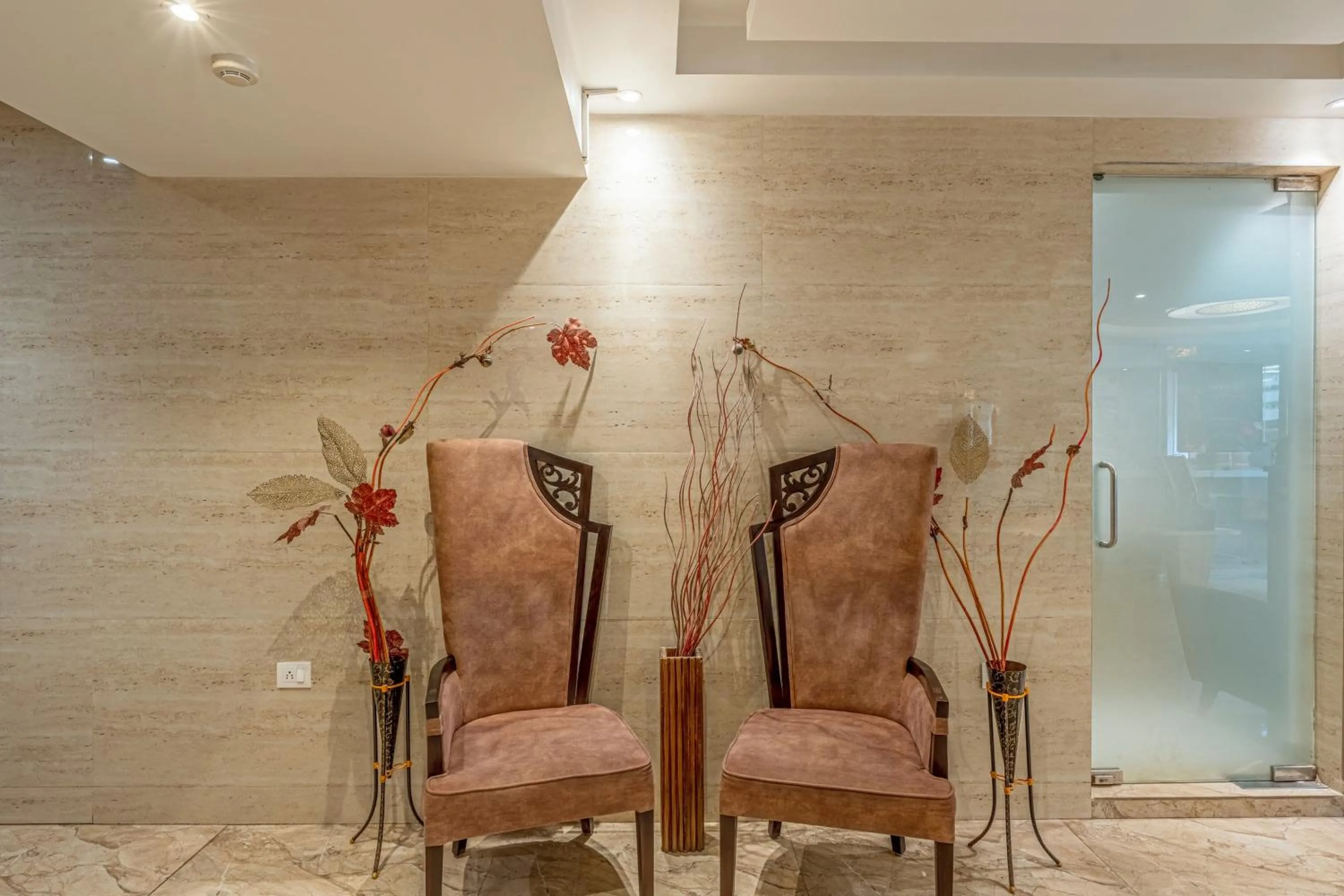 Seating area in Treebo Sunheads