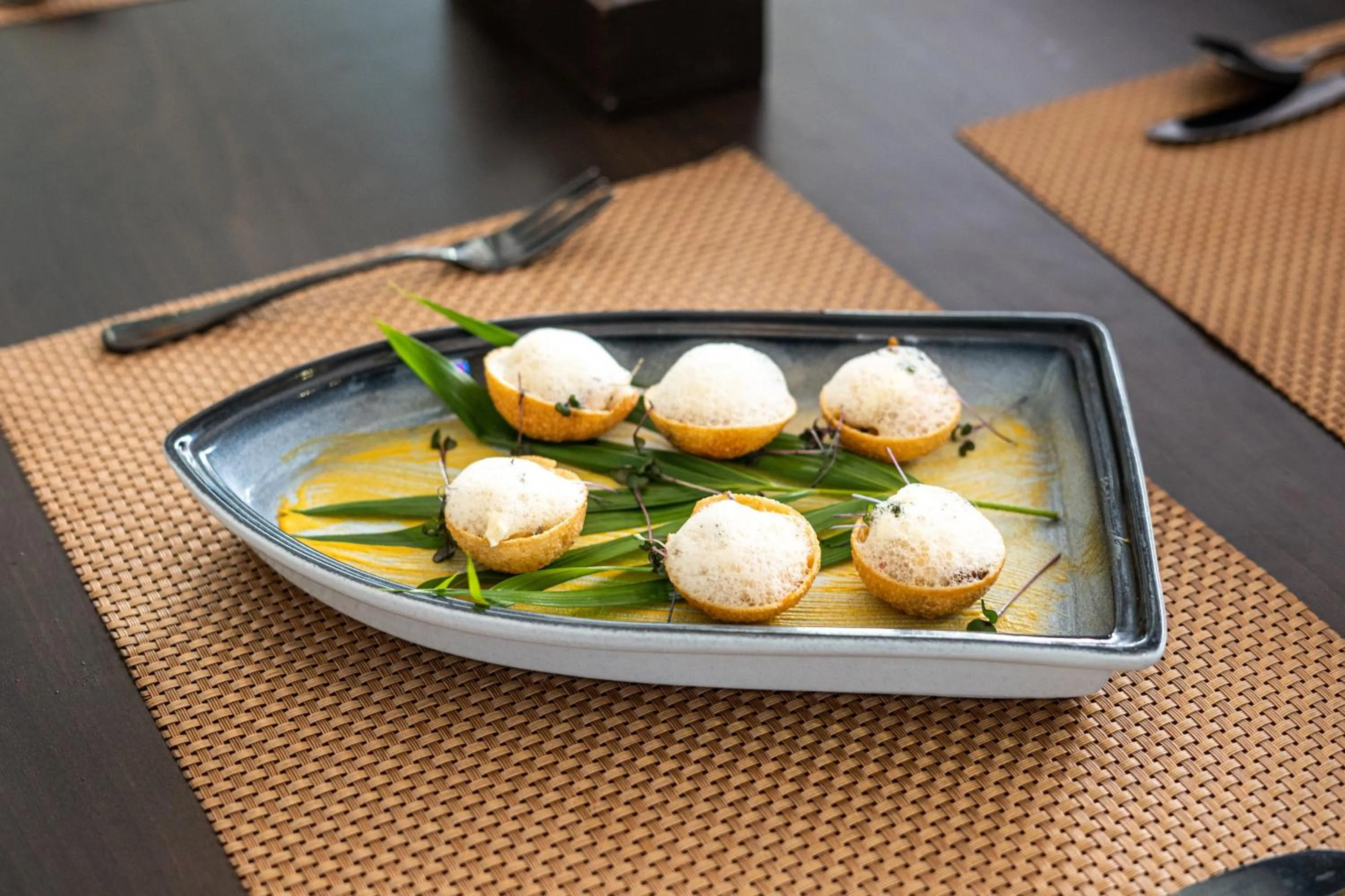 Food in Treebo Sunheads