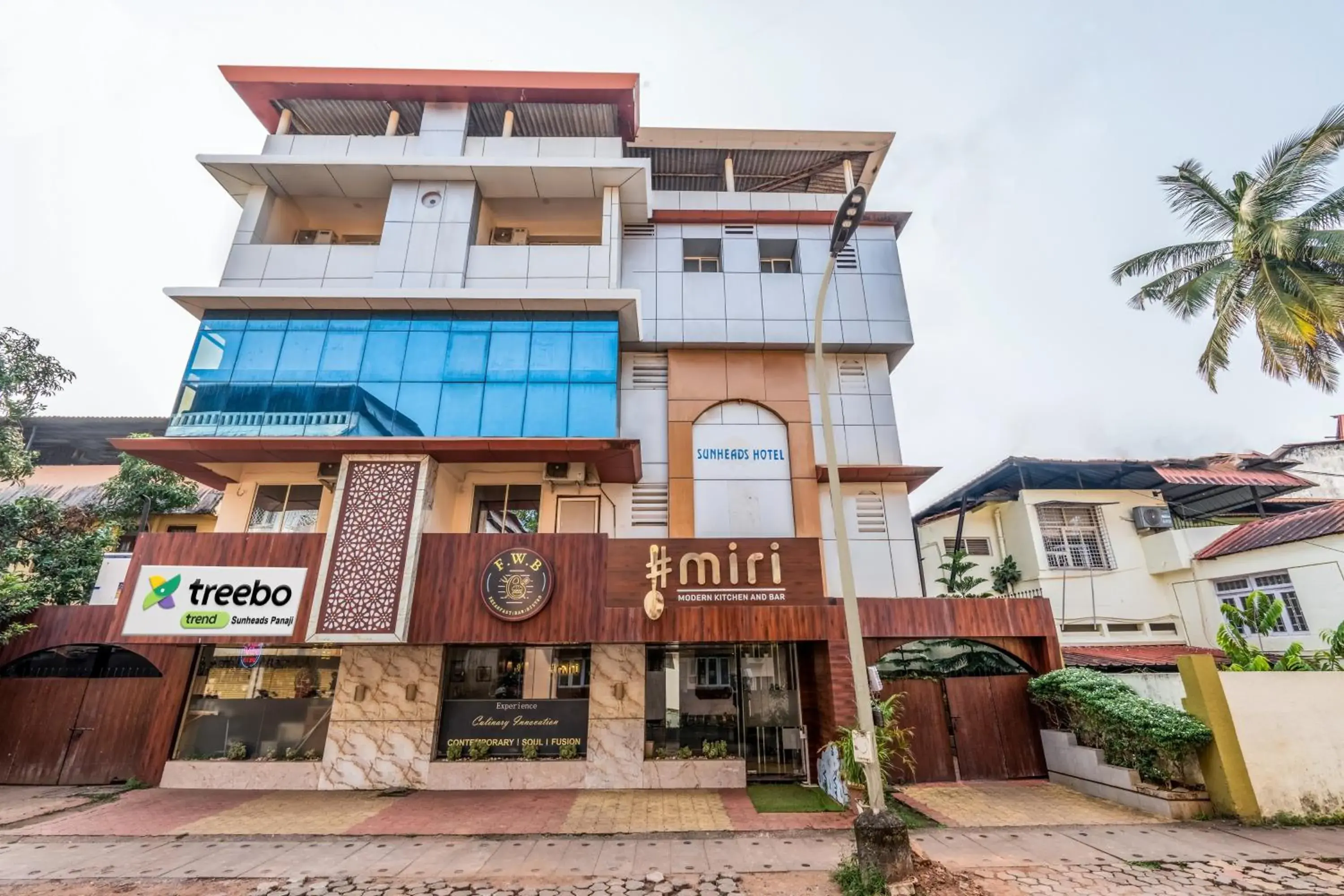 Facade/entrance in Treebo Sunheads Facade/entrance in Treebo Sunheads