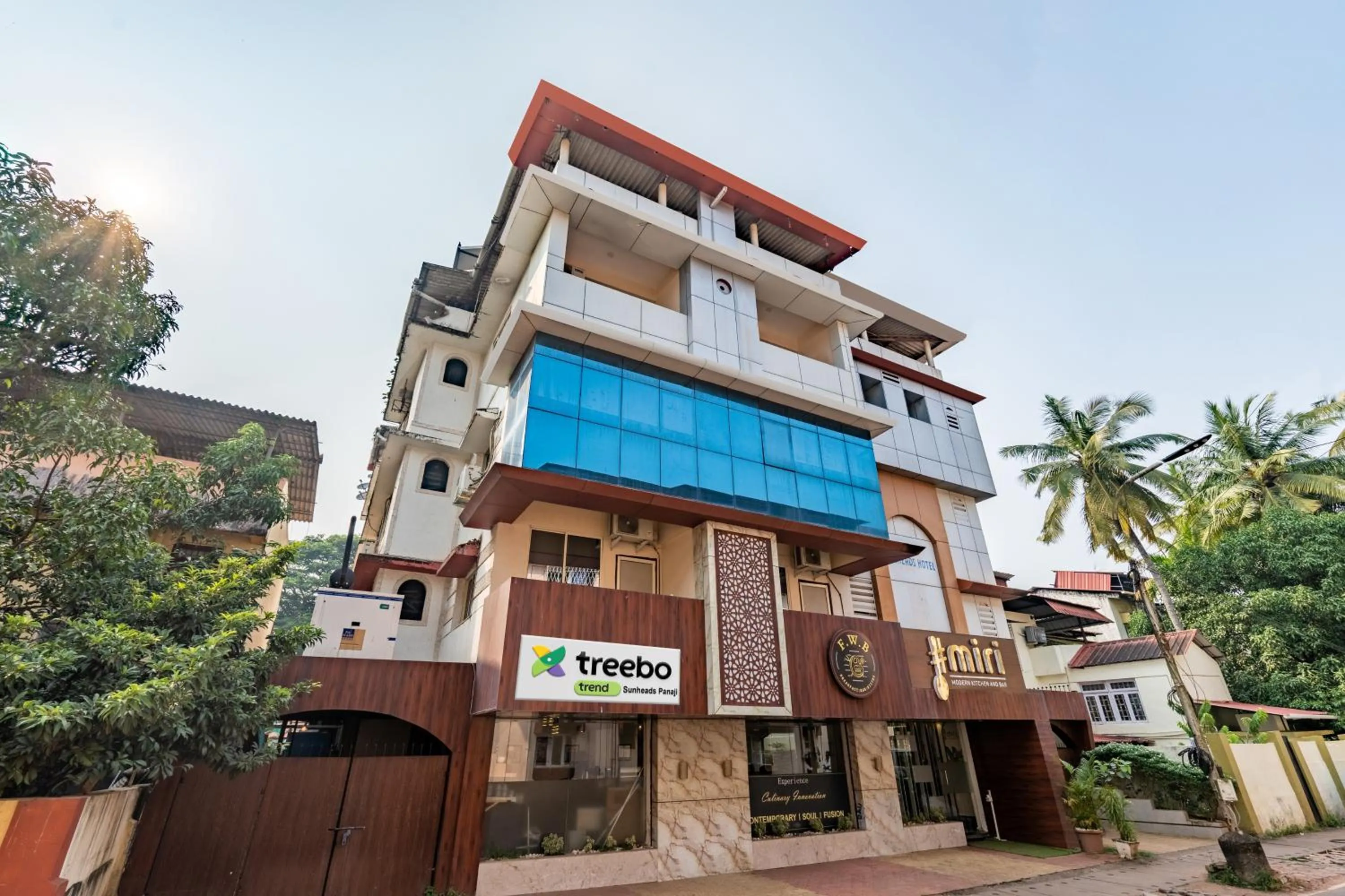 Facade/entrance in Treebo Sunheads