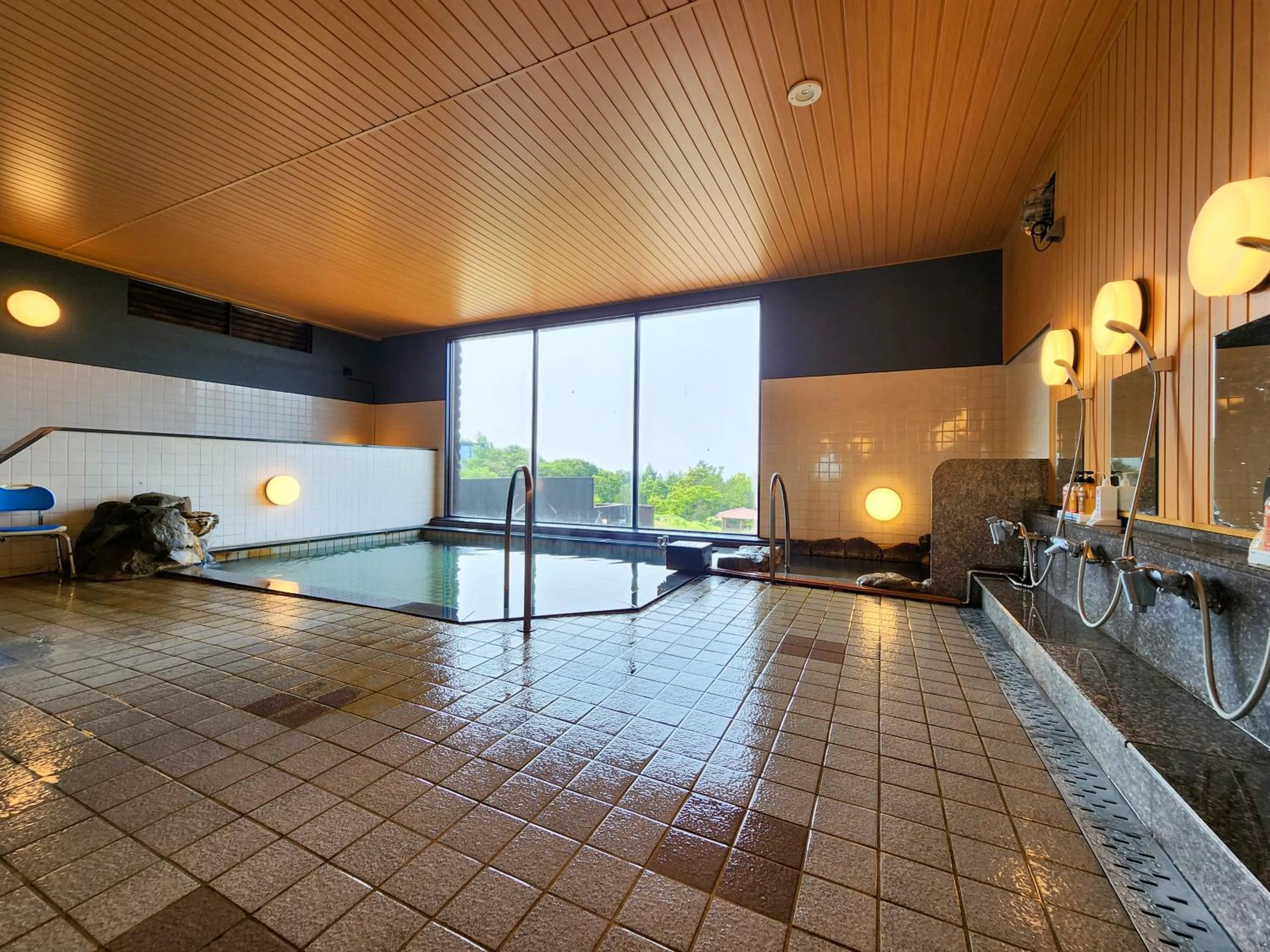 Hot Spring Bath in Iwanai Kogen Hotel
