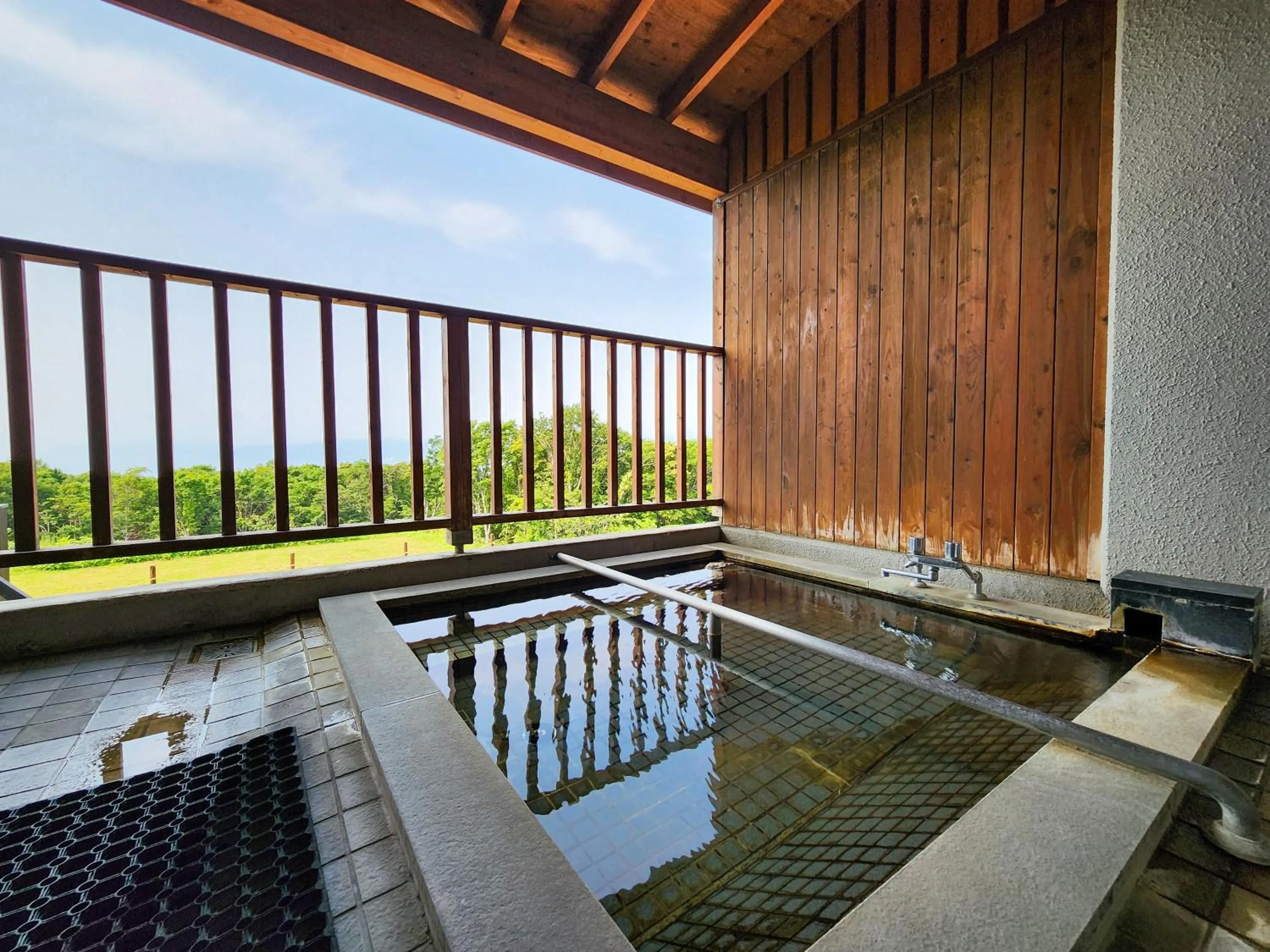 Hot Spring Bath in Iwanai Kogen Hotel