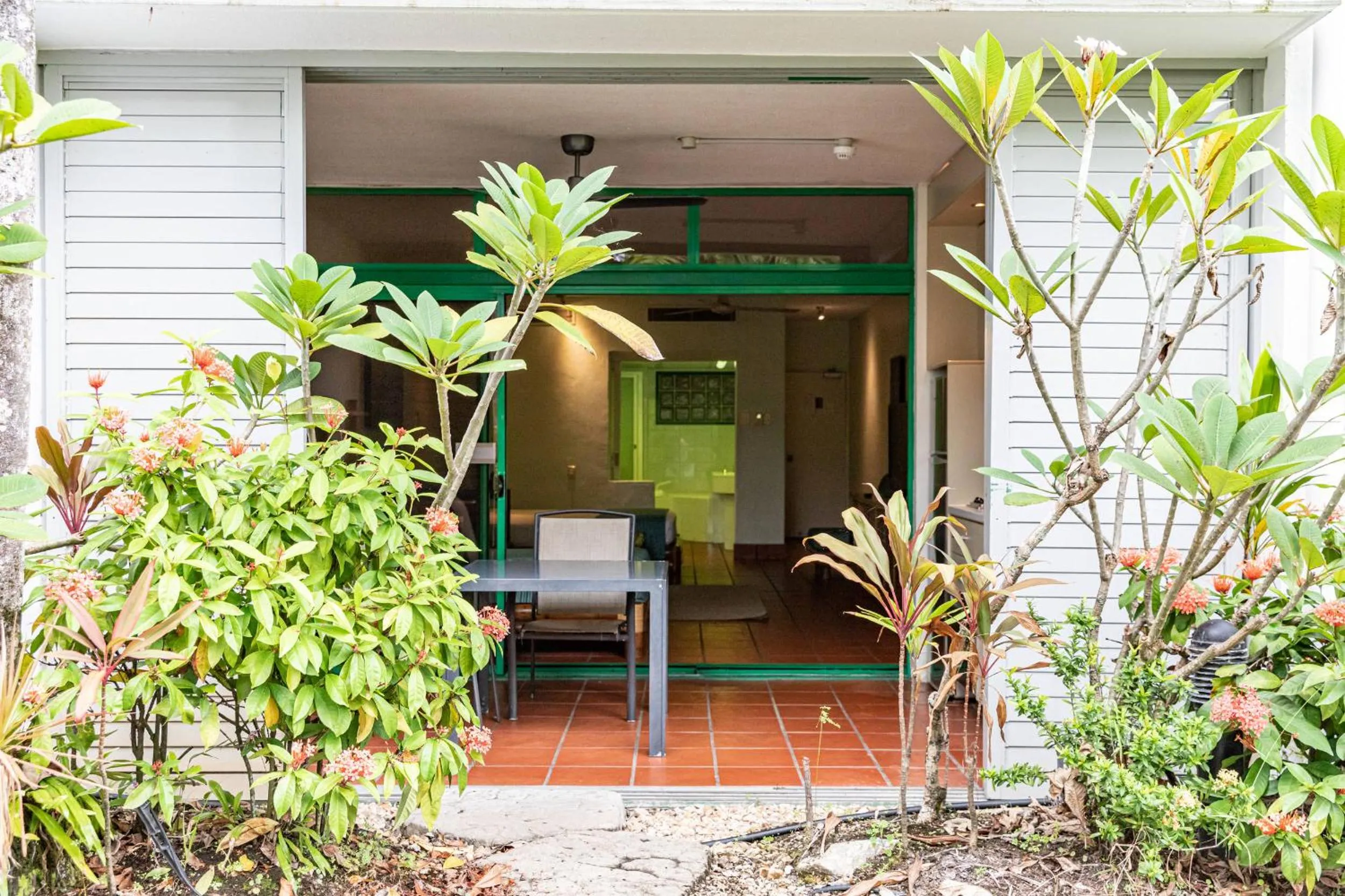 Garden in Club Tropical Resort - Official Onsite Reception & Check In