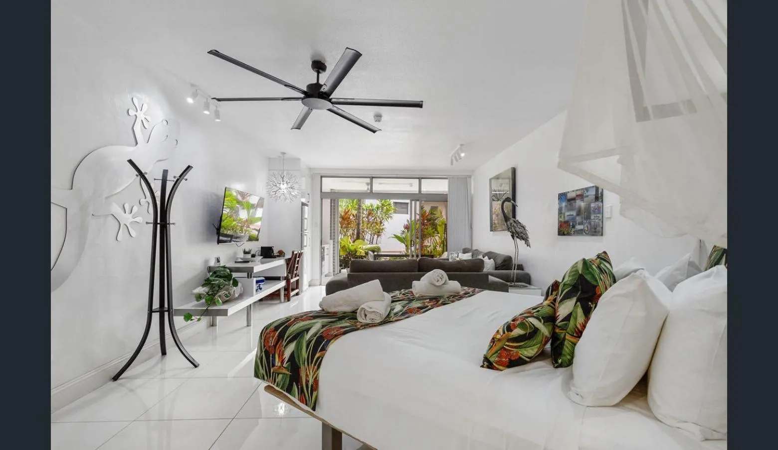 Photo of the whole room, Bed in Club Tropical Resort - Official Onsite Reception & Check In