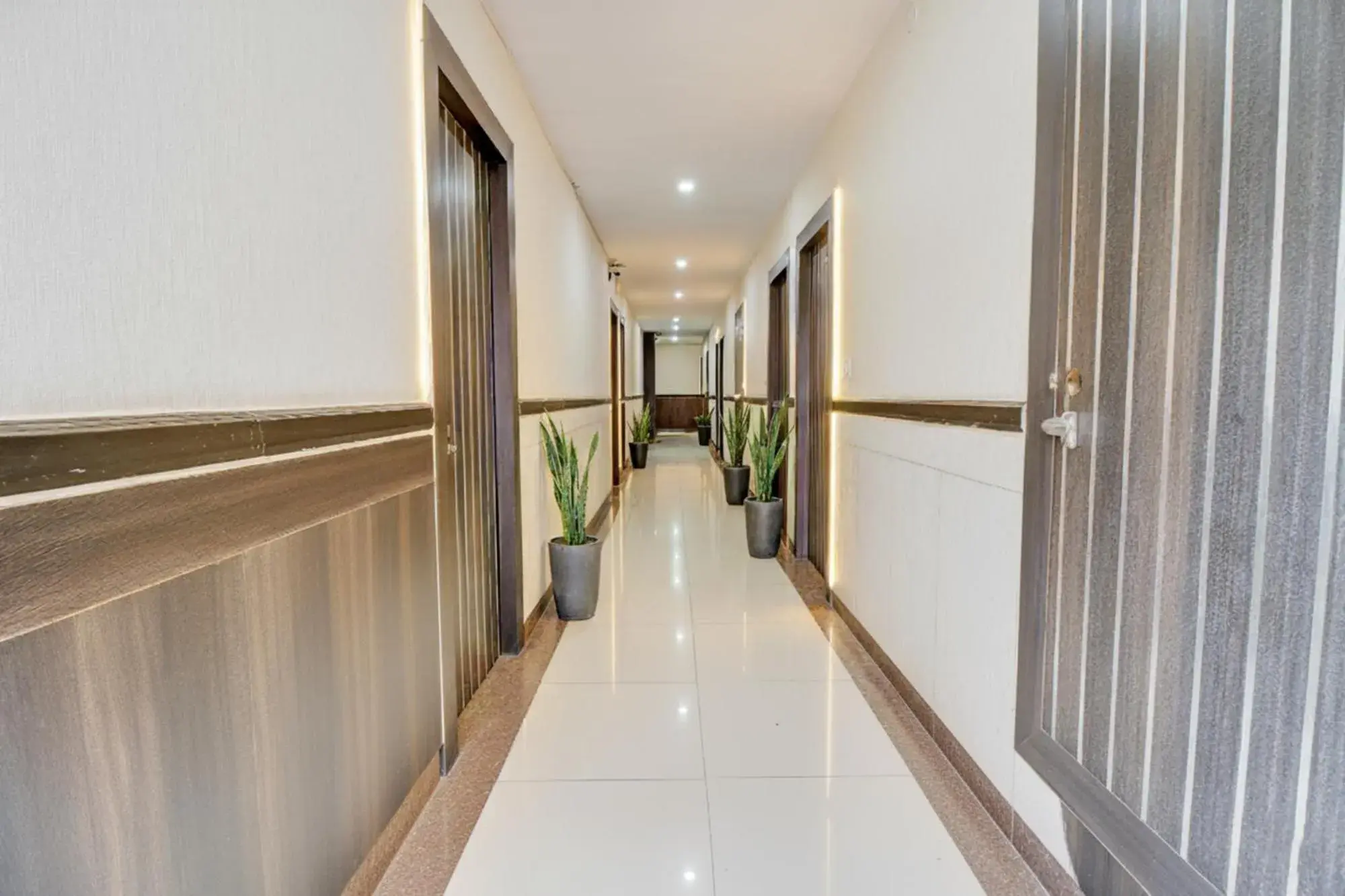 Lobby or reception in FabHotel PS Grand Lobby or reception in FabHotel PS Grand