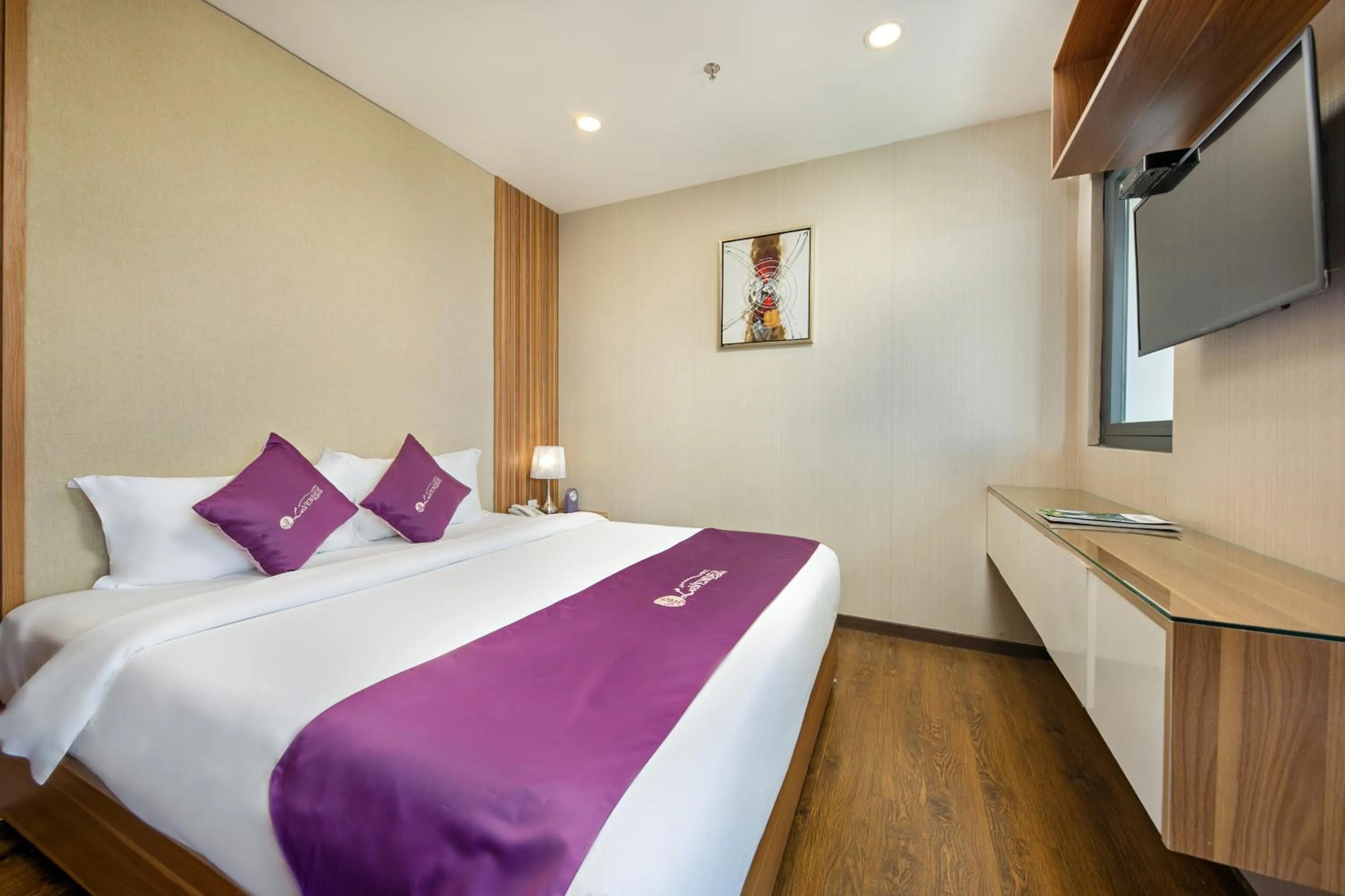 Bedroom, Bed in Lavender Riverside Hotel