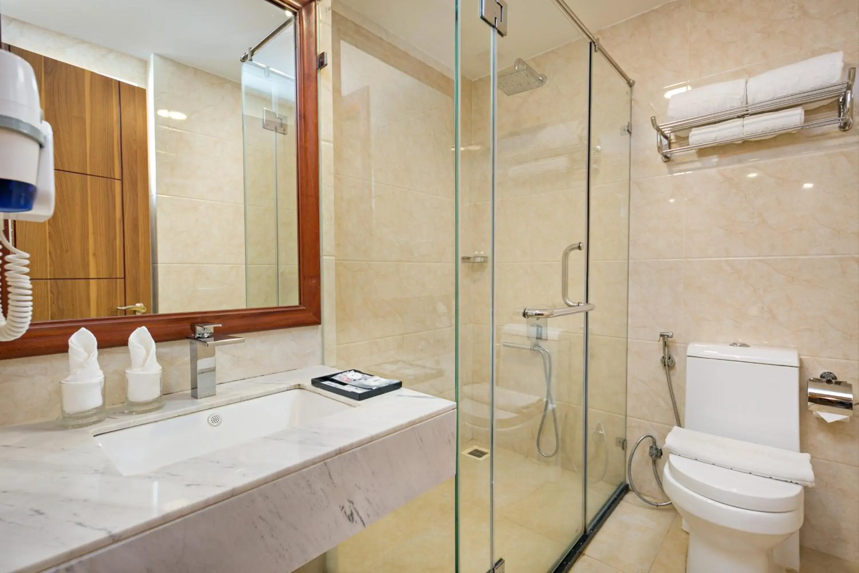 Studio Apartment - single occupancy in Lavender Riverside Hotel Studio Apartment - single occupancy in Lavender Riverside Hotel