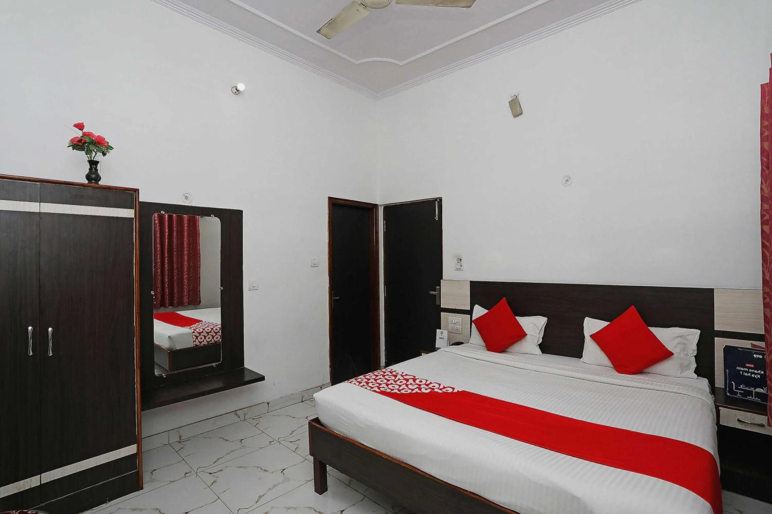 Bedroom, Bed in Hotel O Haveli Inn