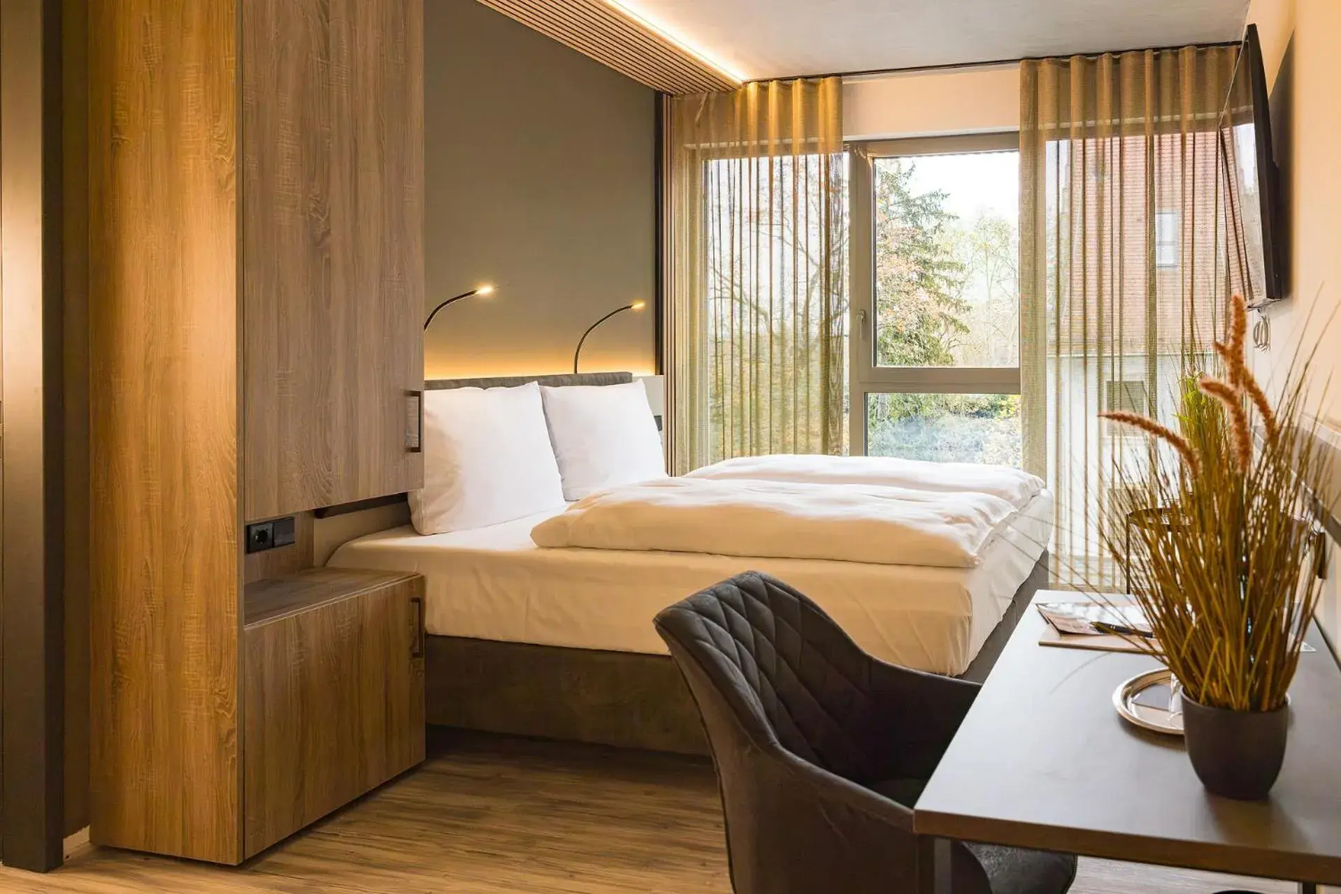 Double Room - single occupancy - Disability Access in Hotel Schloss Lehen Double Room - single occupancy - Disability Access in Hotel Schloss Lehen