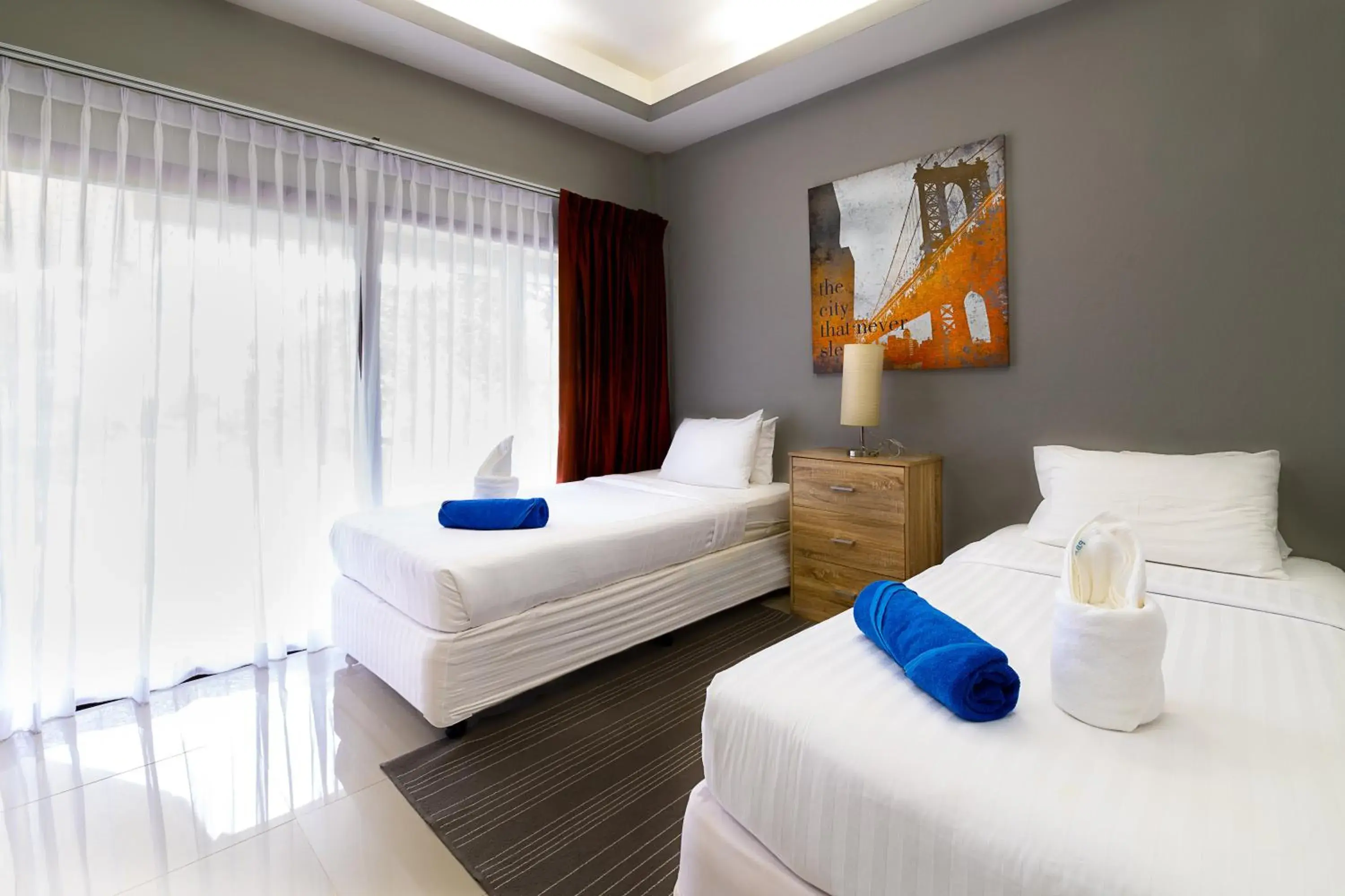 TV and multimedia, Bed in Phangan Beach Resort TV and multimedia, Bed in Phangan Beach Resort