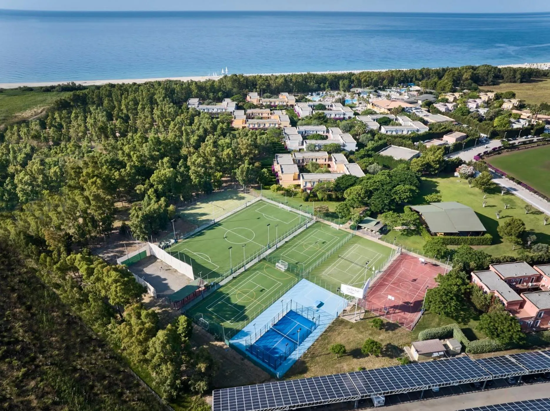 Tennis court in Serenè Resort