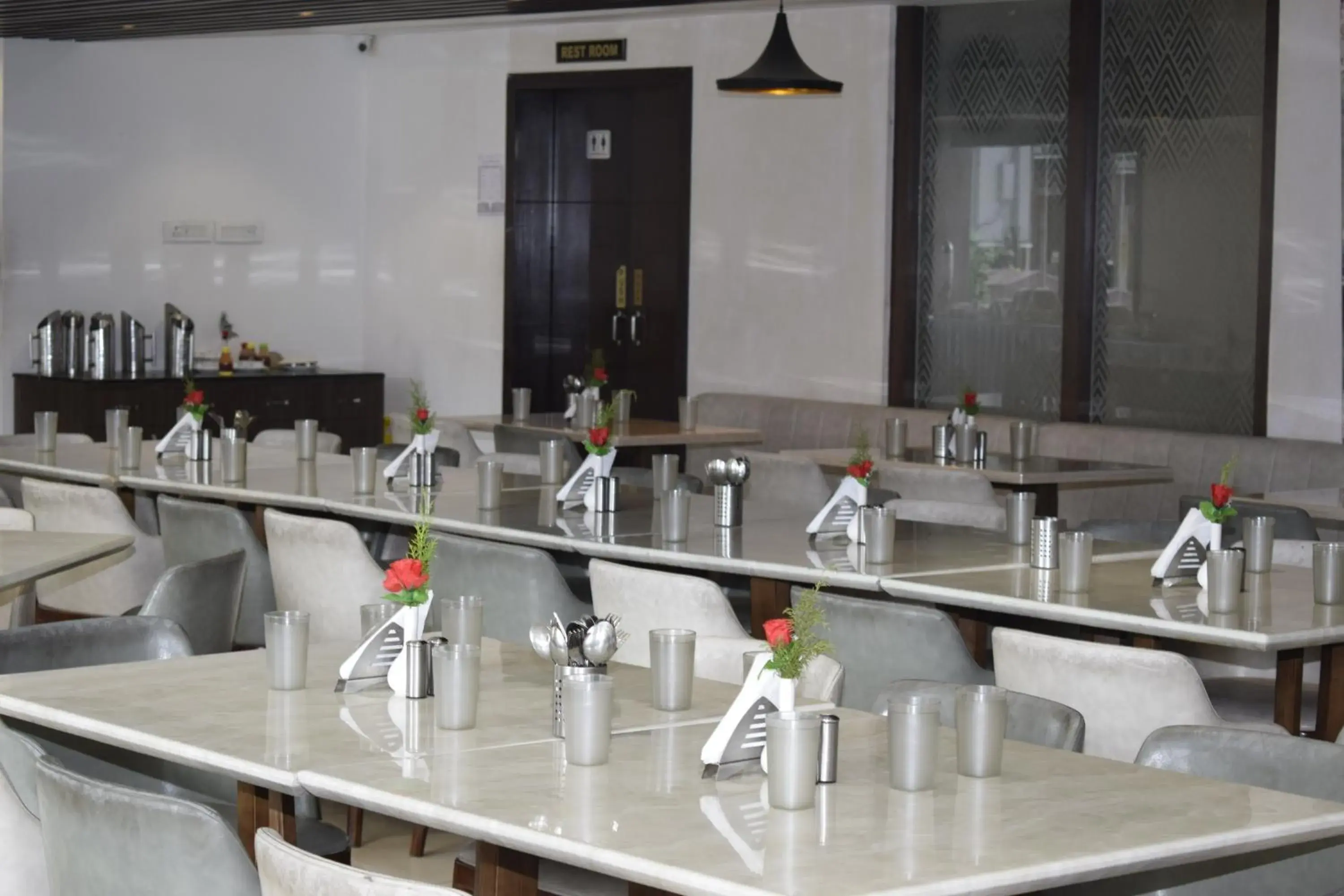 Restaurant/places to eat in The Hamuse Hotel Kodaikanal - Luxury Redefined Restaurant/places to eat in The Hamuse Hotel Kodaikanal - Luxury Redefined