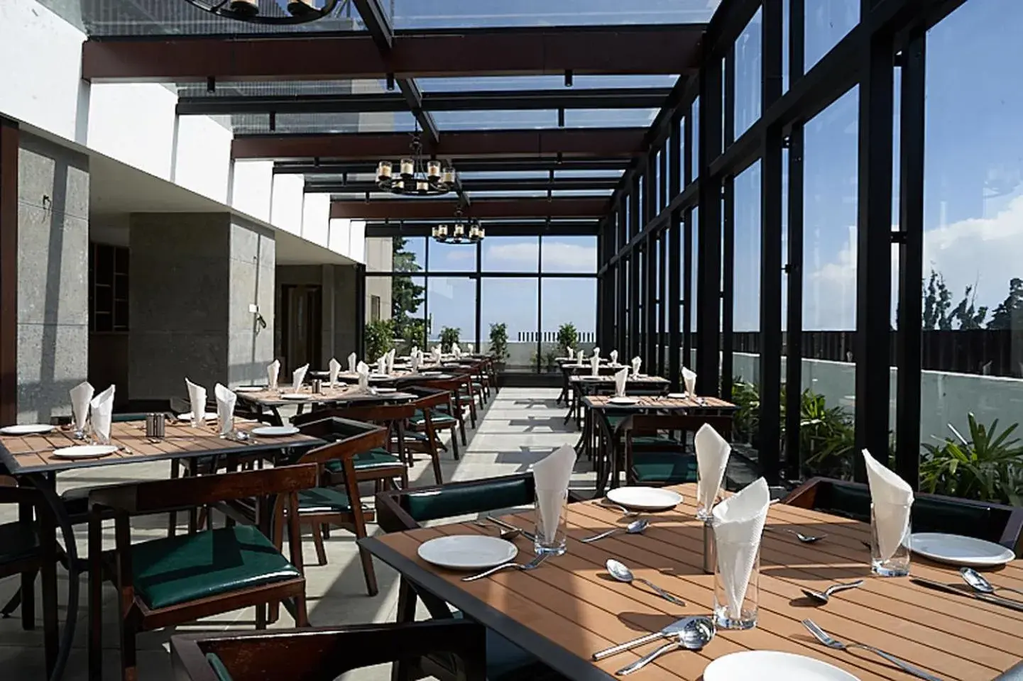 Restaurant/places to eat in The Hamuse Hotel Kodaikanal - Luxury Redefined Restaurant/places to eat in The Hamuse Hotel Kodaikanal - Luxury Redefined