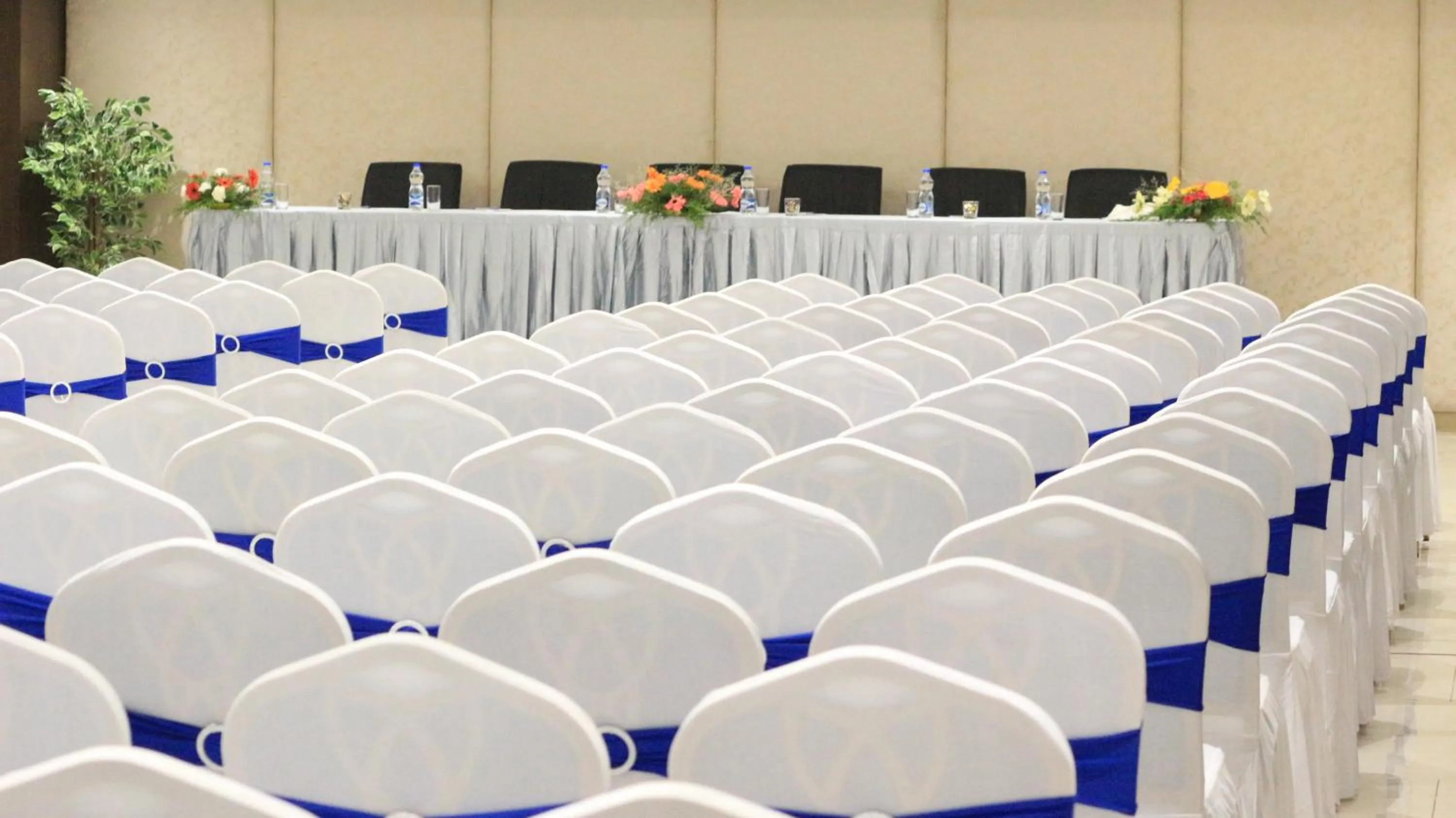 Banquet/Function facilities in The Hamuse Hotel Kodaikanal - Luxury Redefined