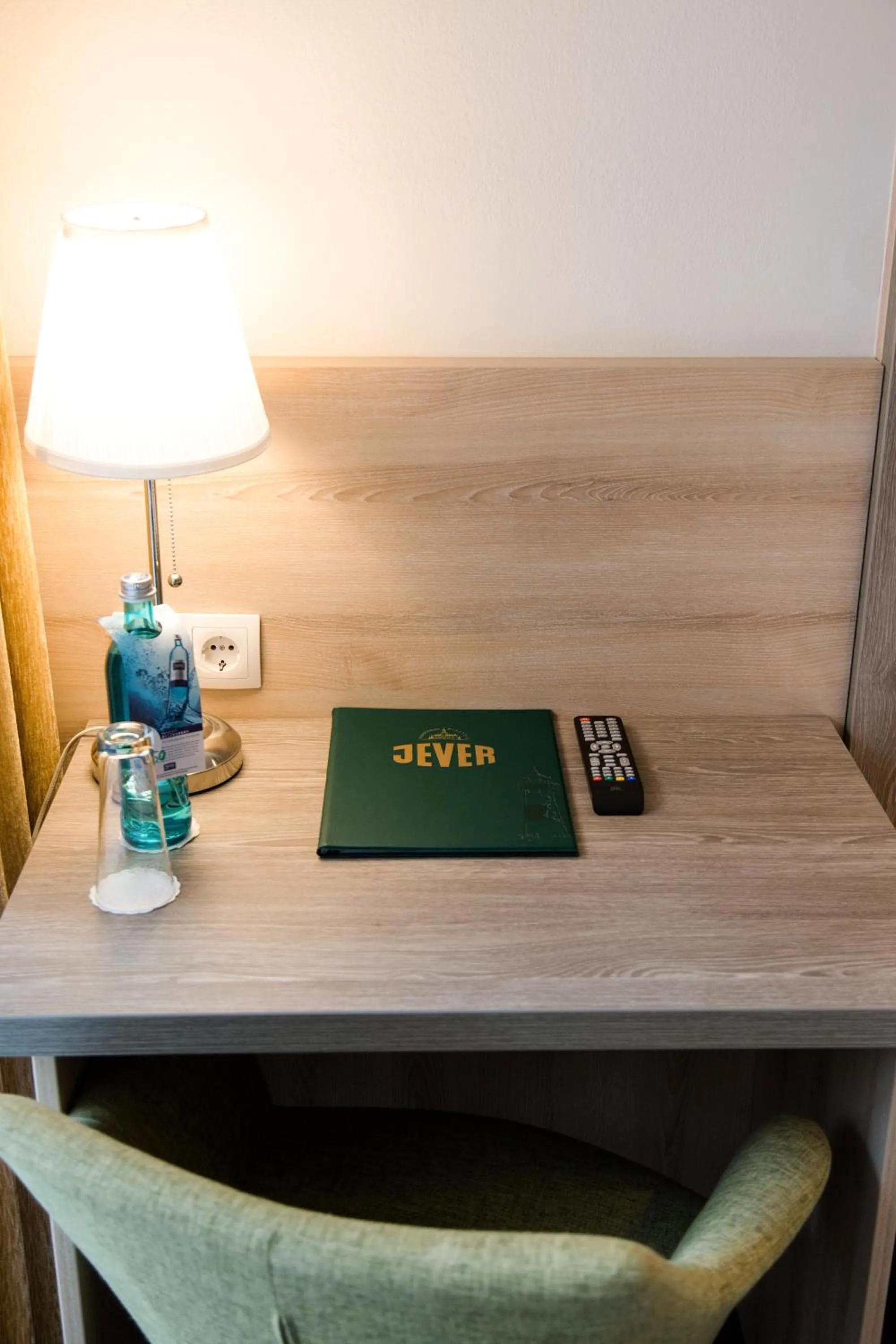 TV and multimedia in Friesen Hotel