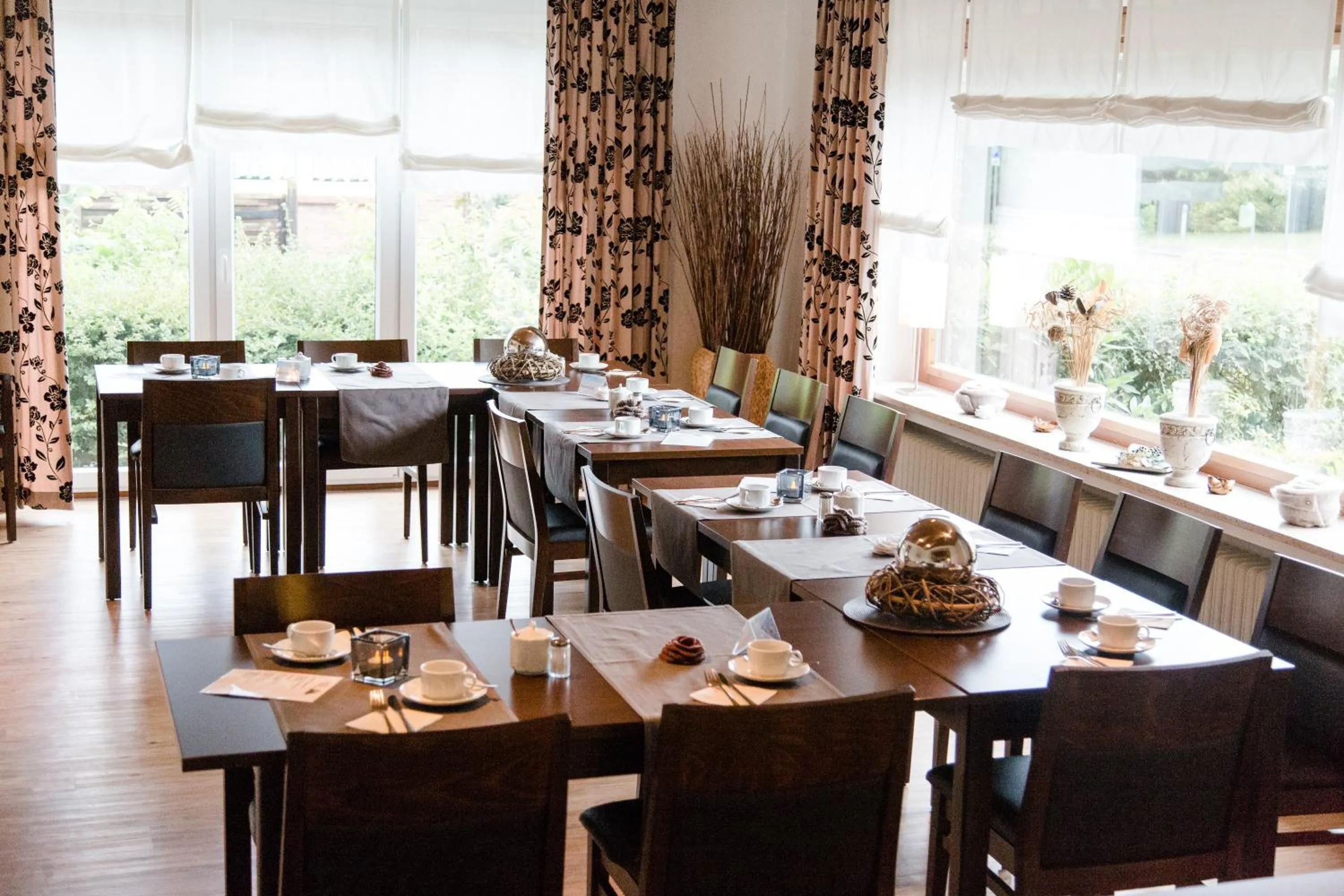 Breakfast in Friesen Hotel