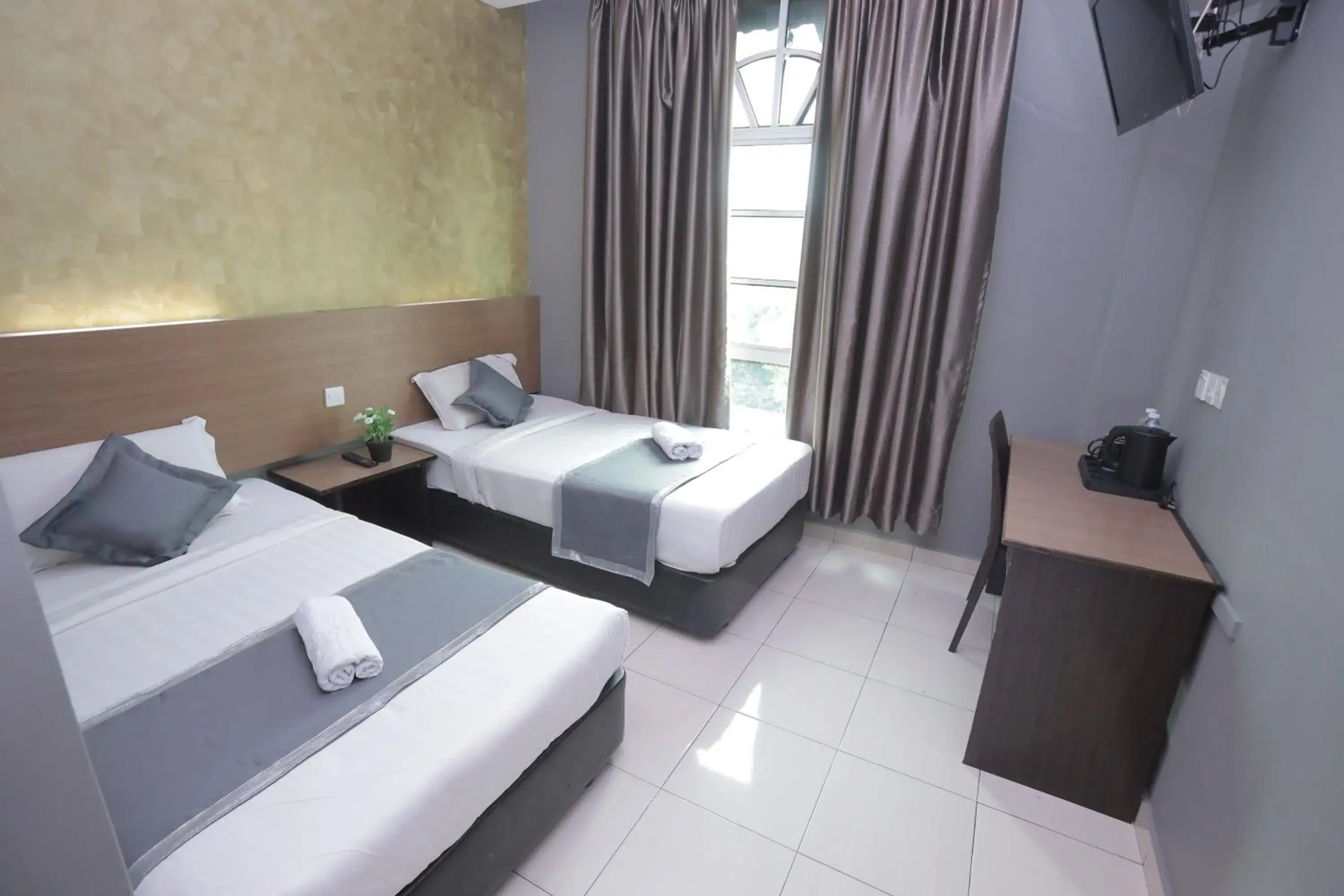 Bedroom, Bed in DJ Citi Point Hotel Bedroom, Bed in DJ Citi Point Hotel