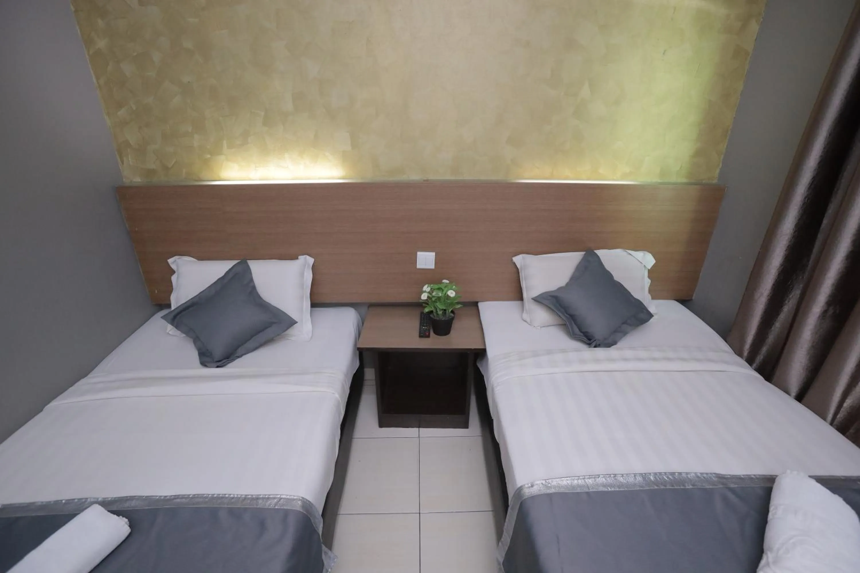 Bedroom, Bed in DJ Citi Point Hotel