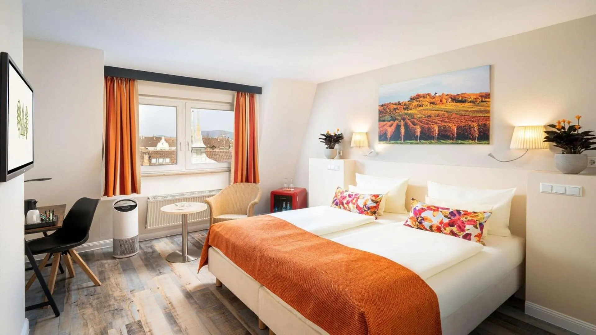 Photo of the whole room, Bed in Parkhotel Landau