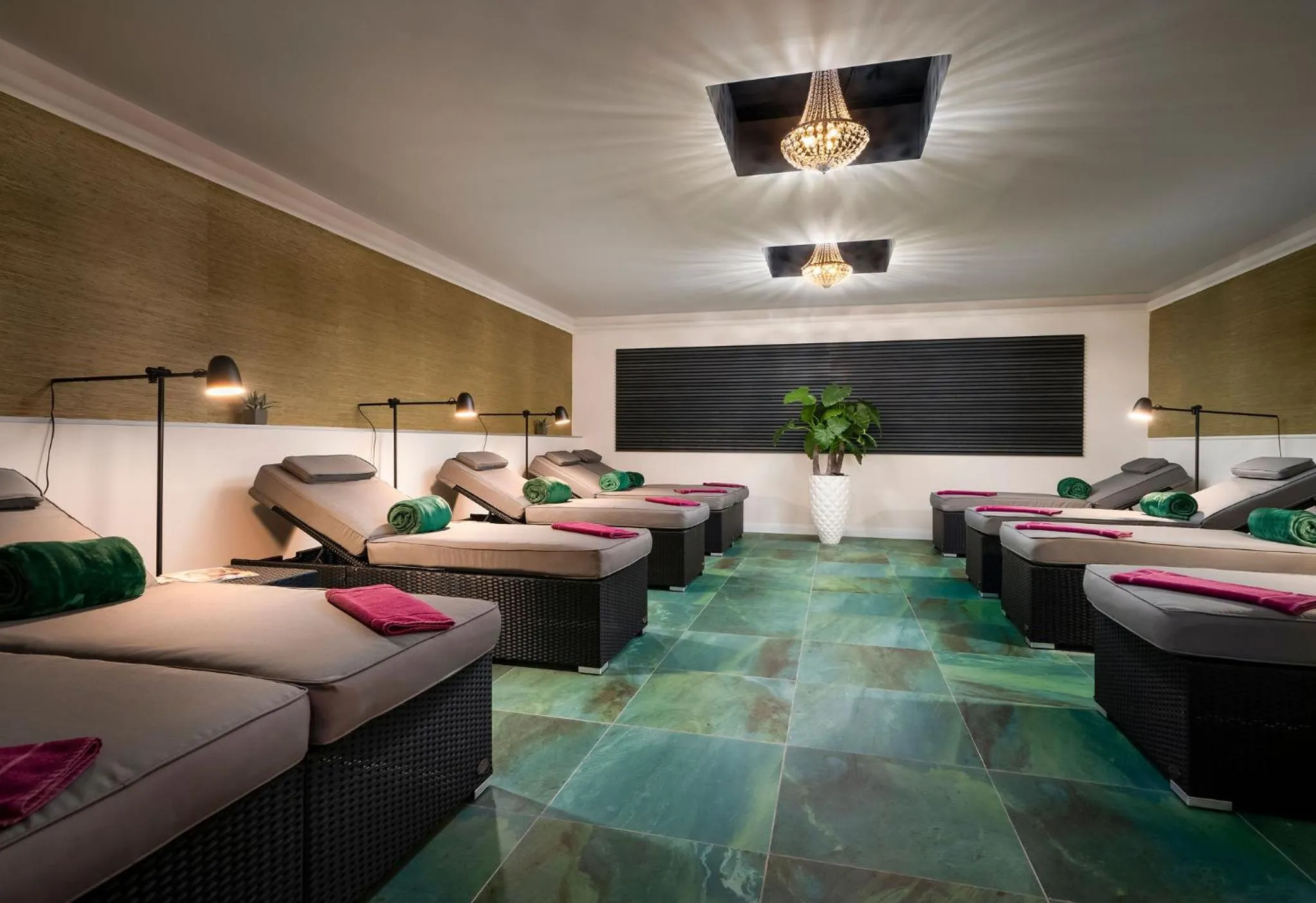 Spa and wellness centre/facilities, Bed in Parkhotel Landau