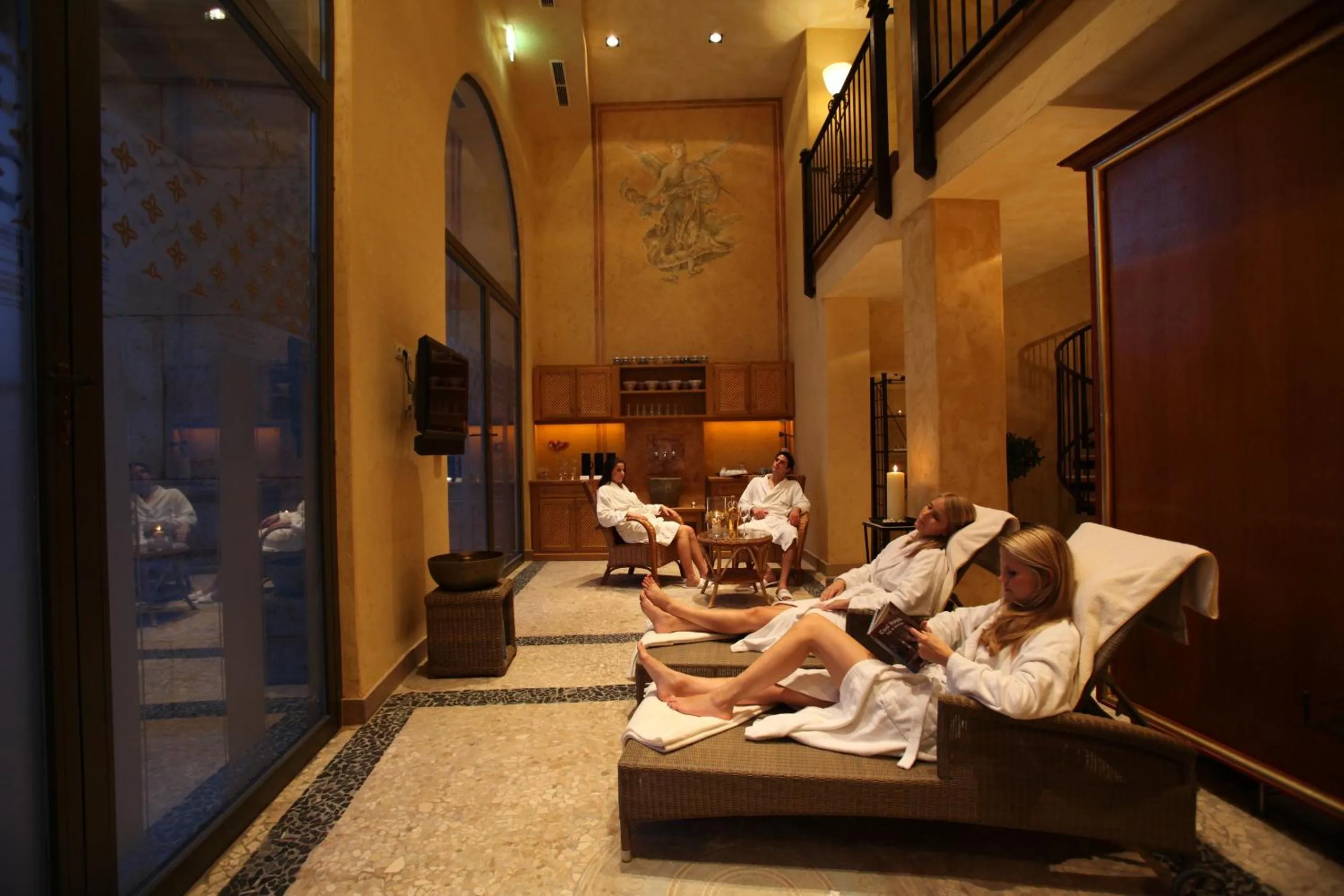 Spa and wellness centre/facilities in 4-Sterne Superior Erlebnishotel Colosseo, Europa-Park Erlebnis-Resort