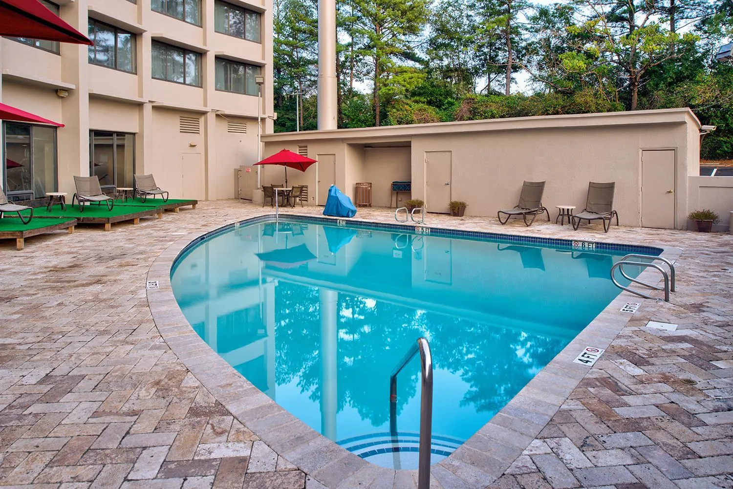 Swimming pool in The Brookhaven Atlanta Hotel