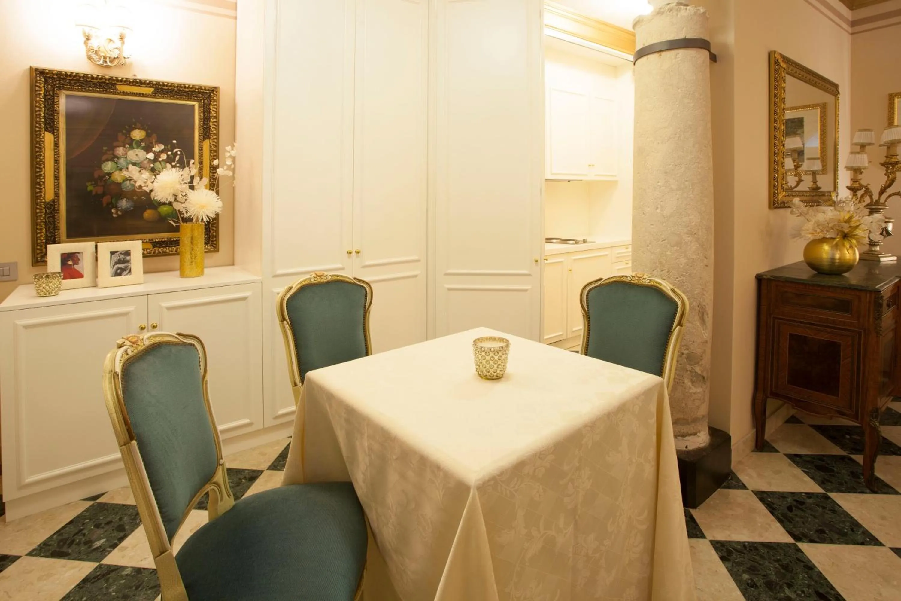 Dining area in Martins Residence de Luxe