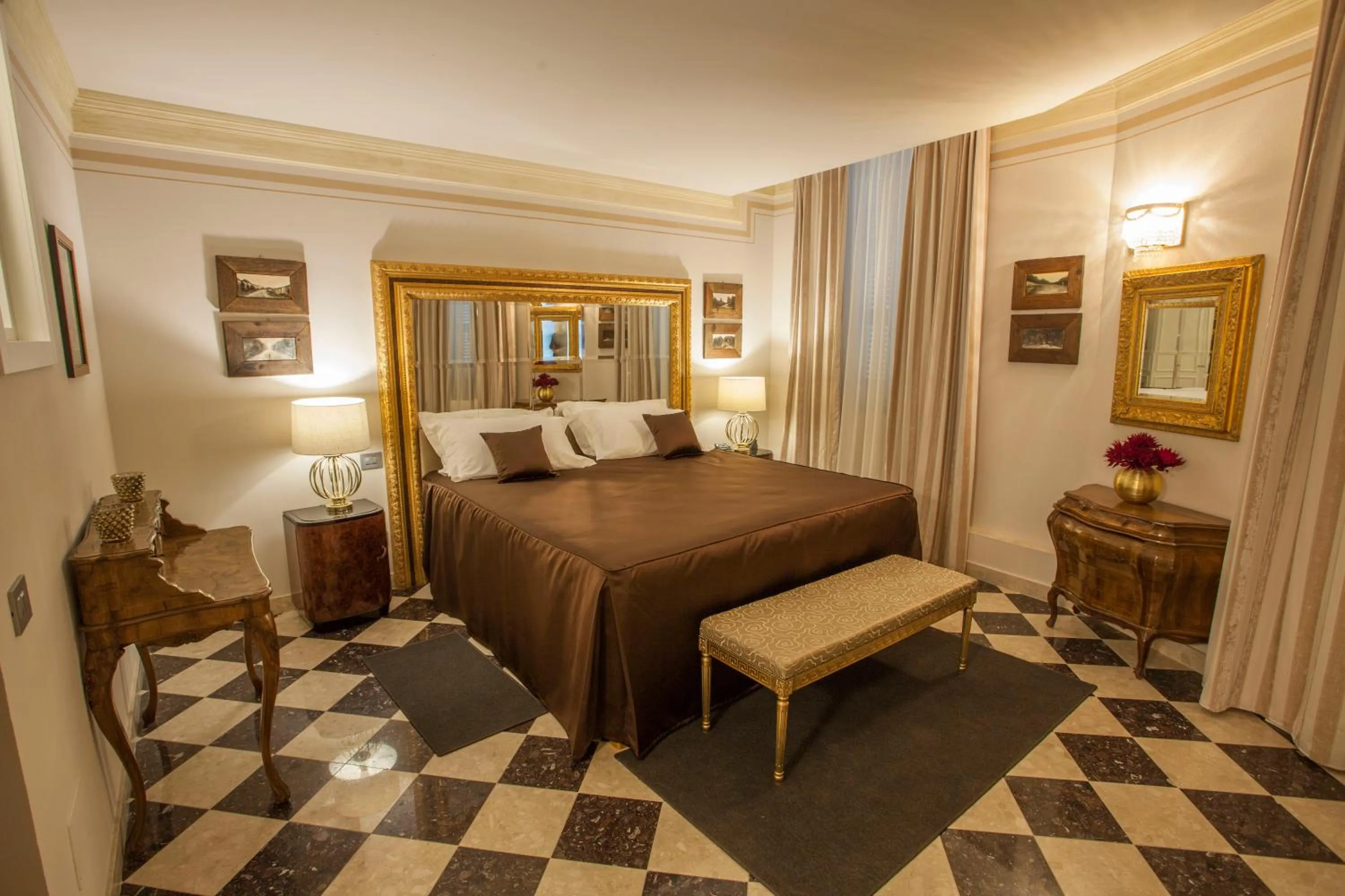 Bed in Martins Residence de Luxe